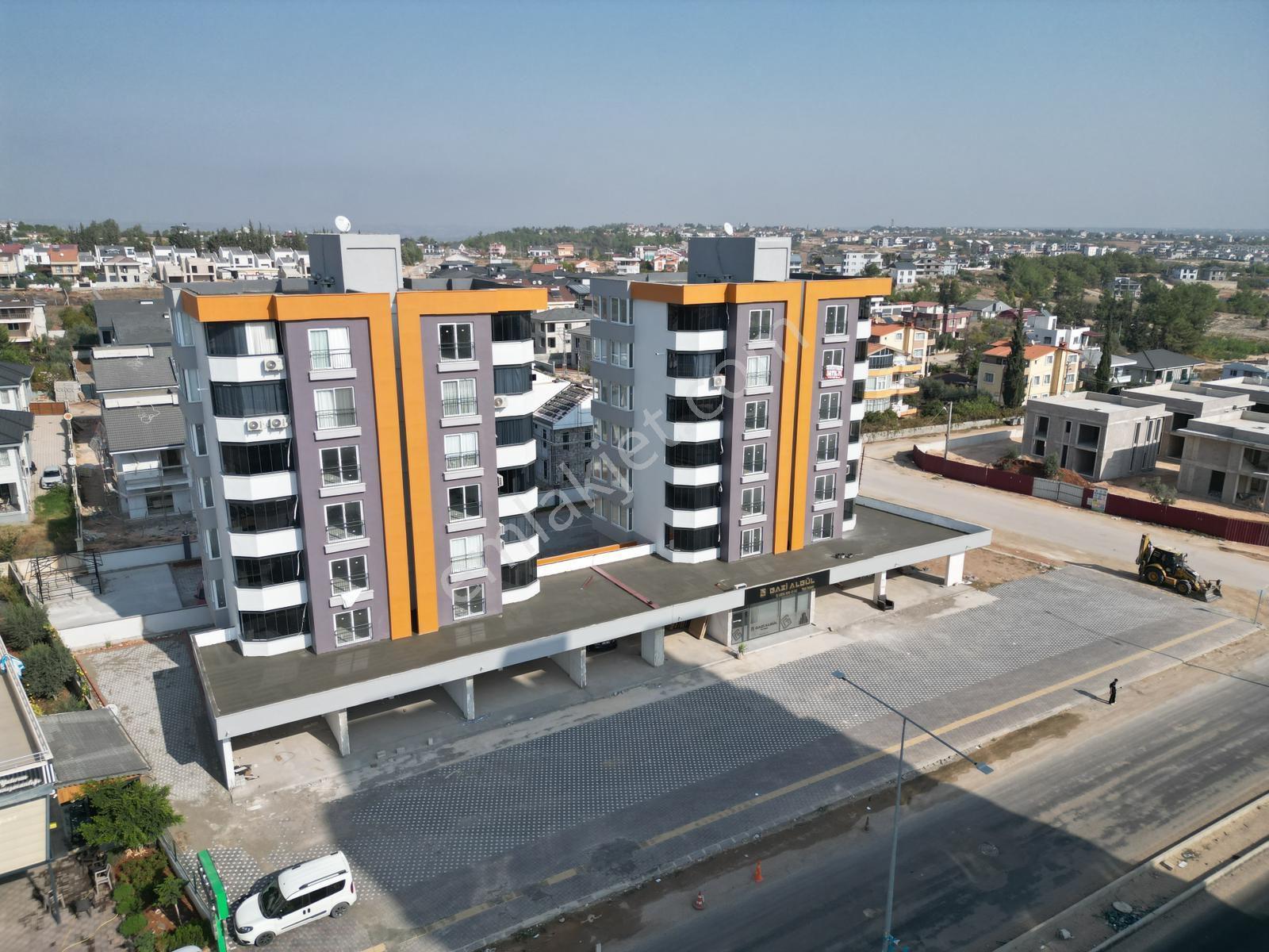 Çınarlıda Bulvar Üzeri 3+1 Kapalı Mutfak Lüks Satılık Daire