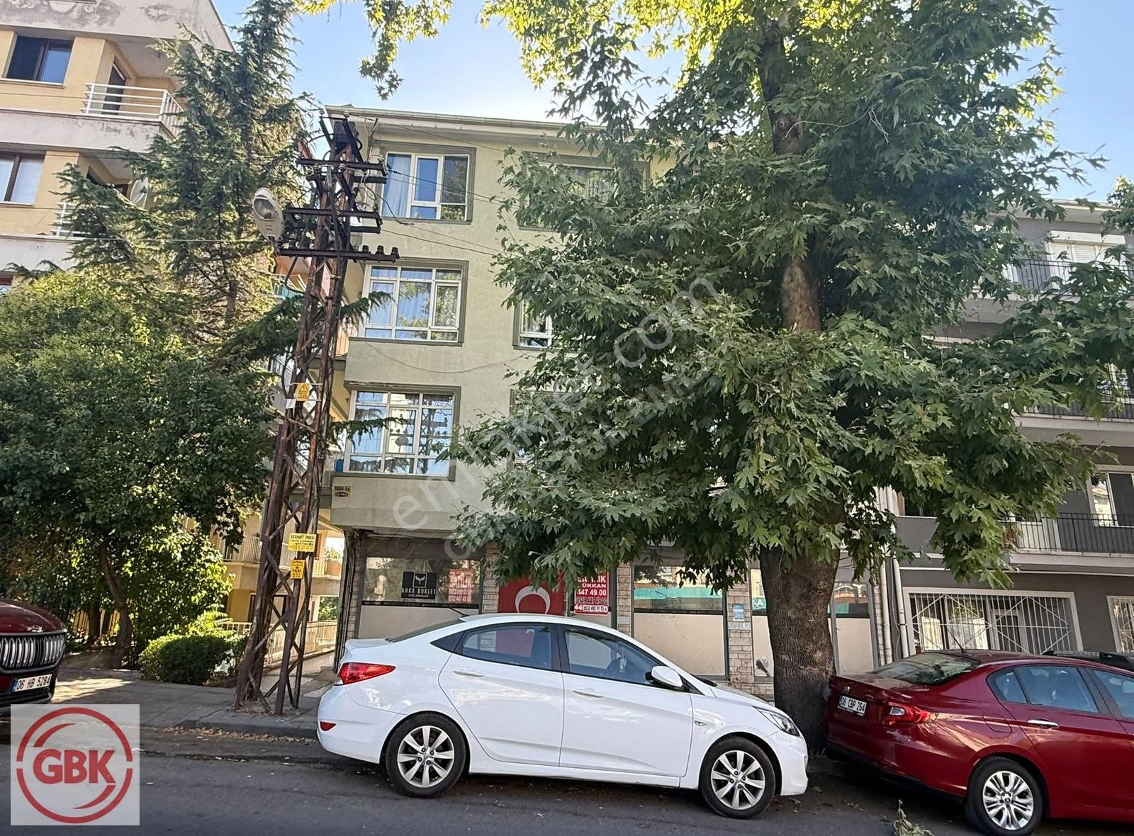Çankaya Bağlar Cad. İşlek Konumda 210 M² Cadde Cepheli Dükkan - Görsel 9