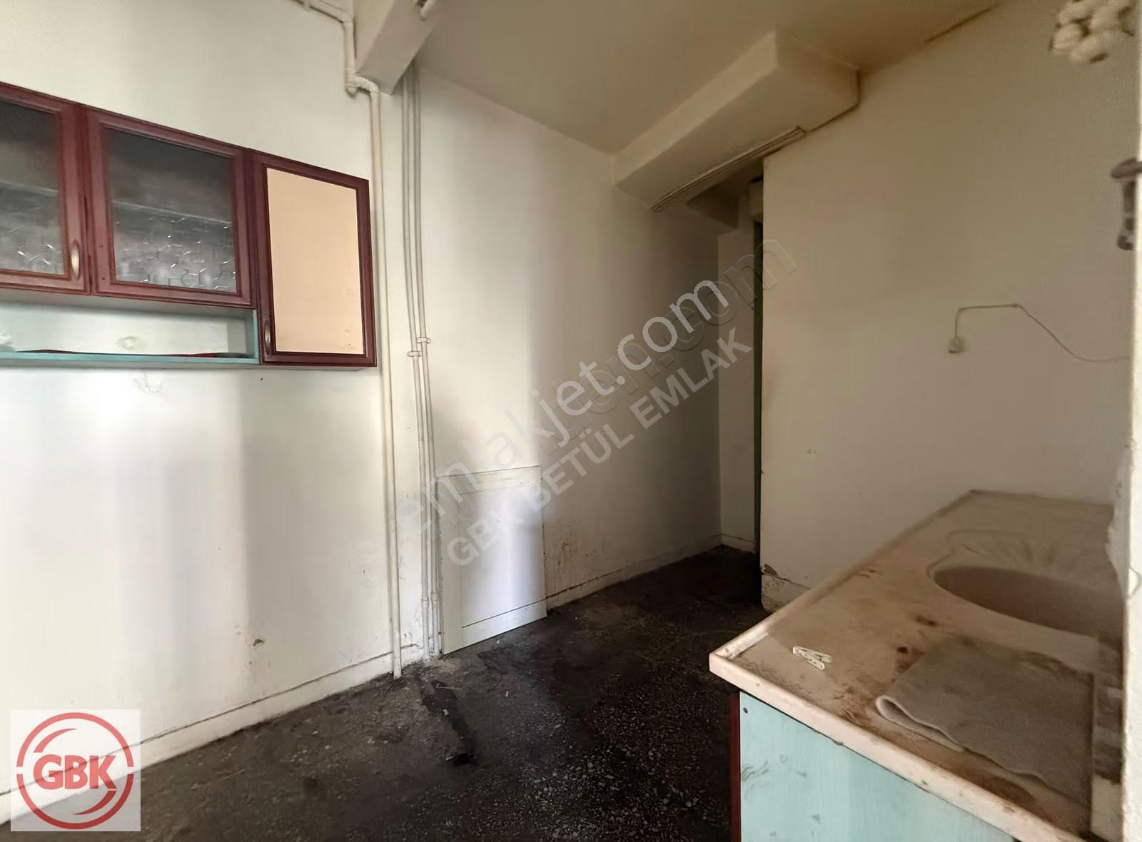 Çankaya Bağlar Cad. İşlek Konumda 210 M² Cadde Cepheli Dükkan