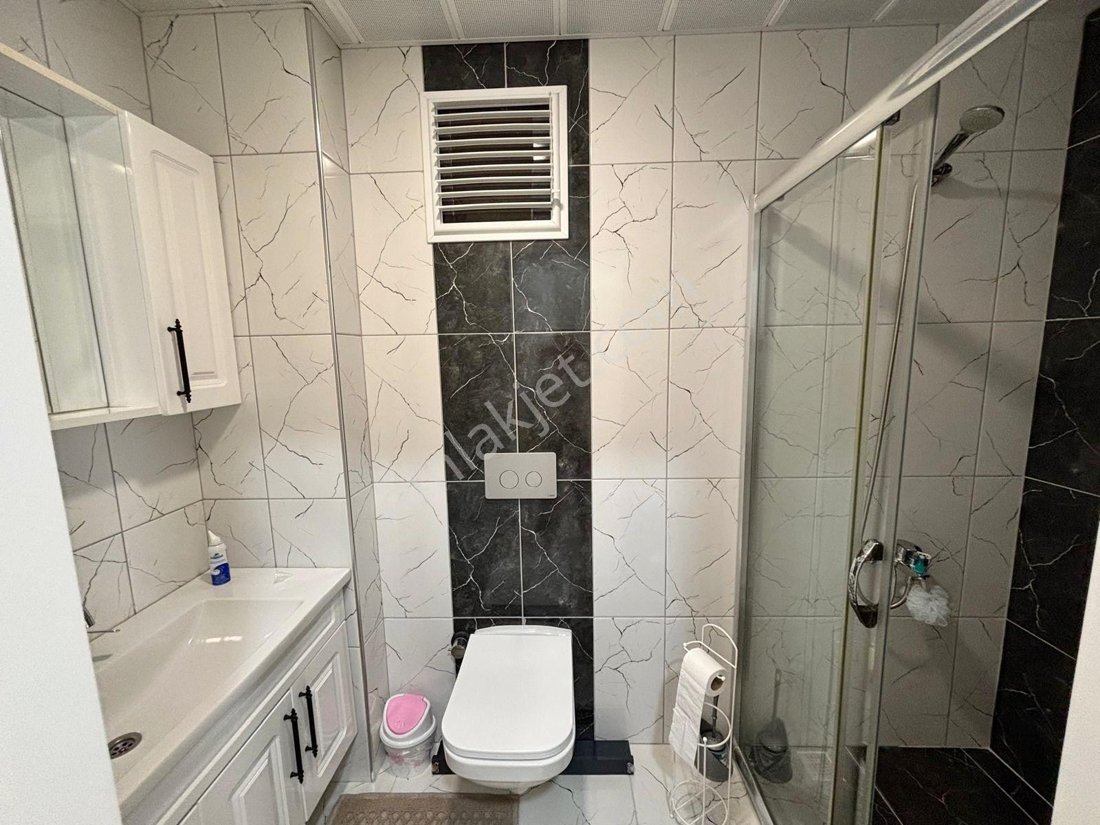 1 Nolu Bostancı Akyıldız Sitesinde Doğa Manzaralı Satılık Daire - Görsel 14