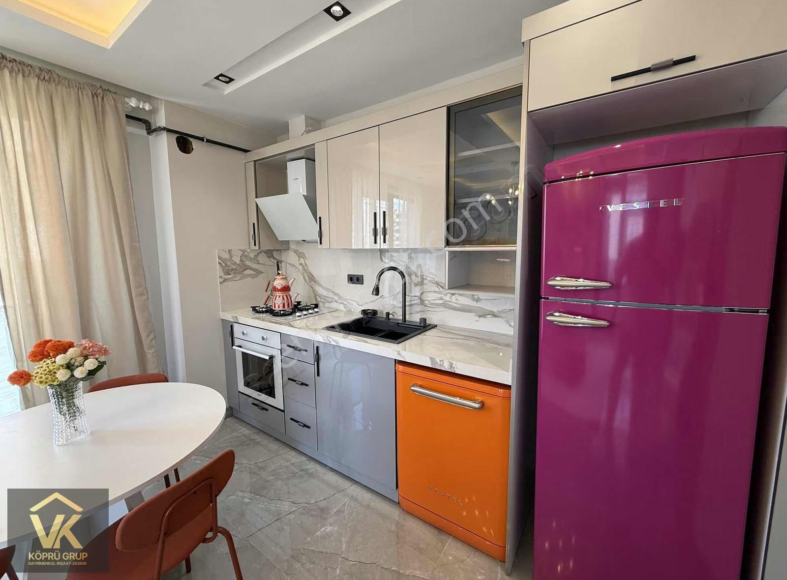 Vk Köprü Grup'tan Satılık Rengarenk 1+1 Eşyalı Daire - Görsel 18