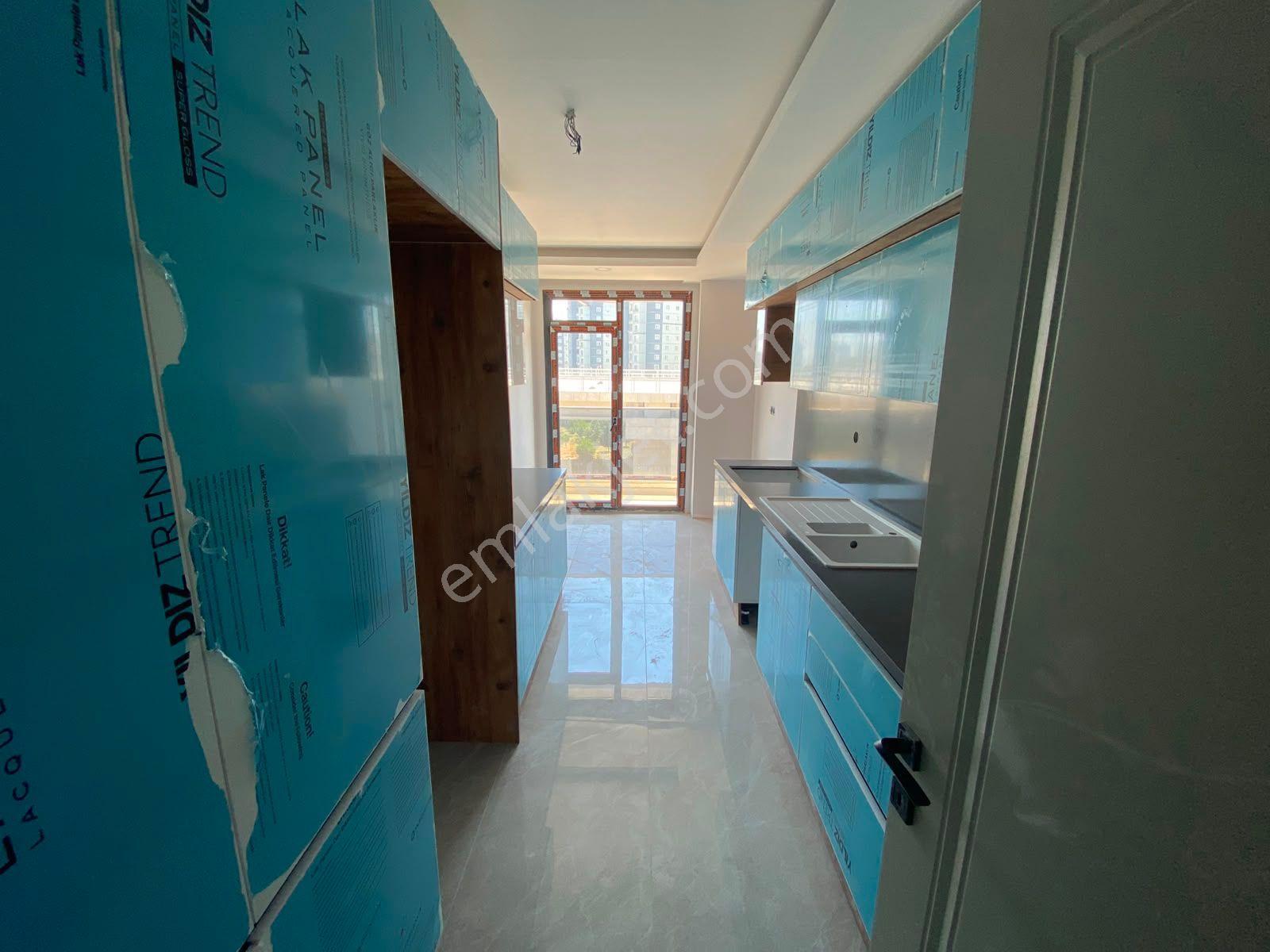 Başakşehir Öz-ak Sitesinde Hakanlar İnşaattan Kiralık150m 4+1 Daire - Görsel 6