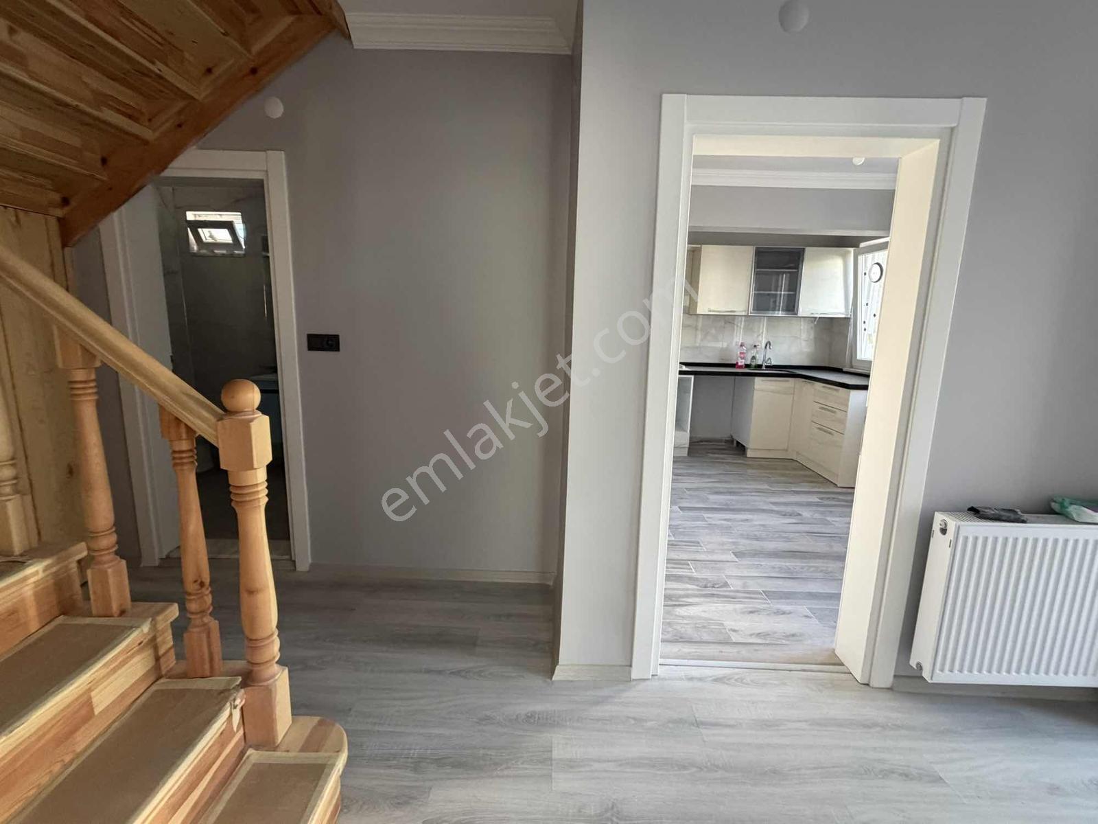 Kiralık Villa Erenler 3+1 Site İçi Müstakil Bahçe - Görsel 11