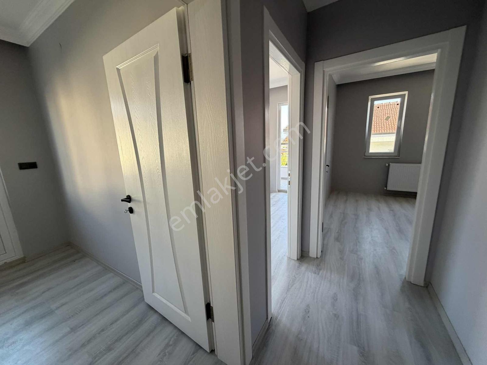 Kiralık Villa Erenler 3+1 Site İçi Müstakil Bahçe - Görsel 35