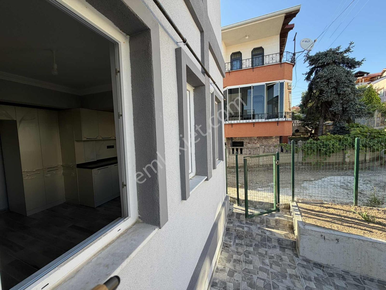 Kiralık Villa Erenler 3+1 Site İçi Müstakil Bahçe - Görsel 7