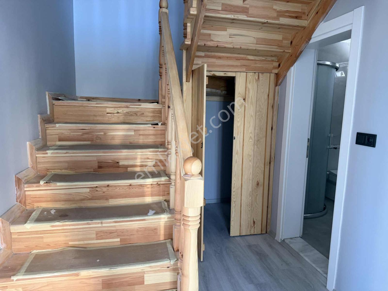 Kiralık Villa Erenler 3+1 Site İçi Müstakil Bahçe - Görsel 19
