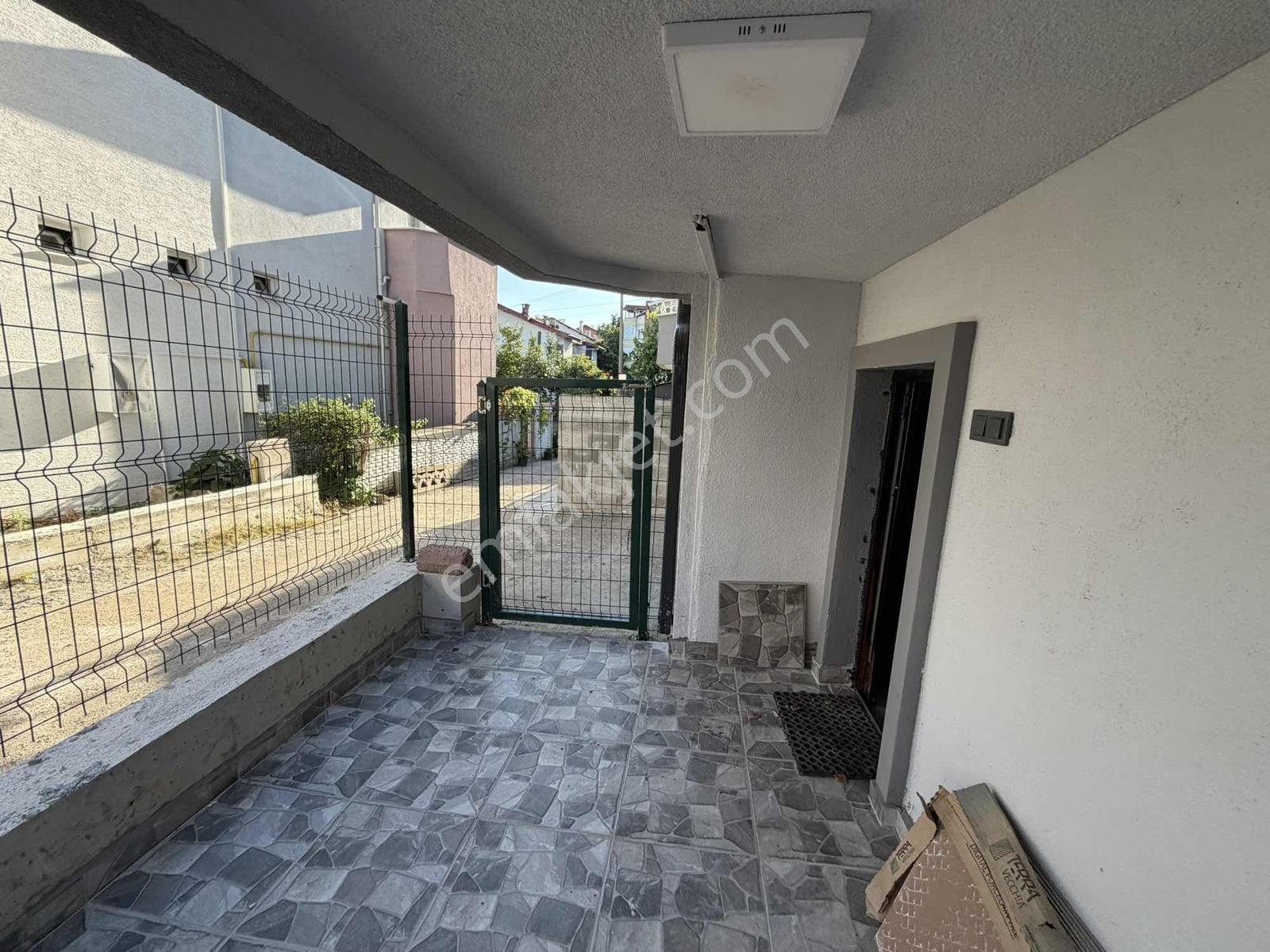 Kiralık Villa Erenler 3+1 Site İçi Müstakil Bahçe - Görsel 26