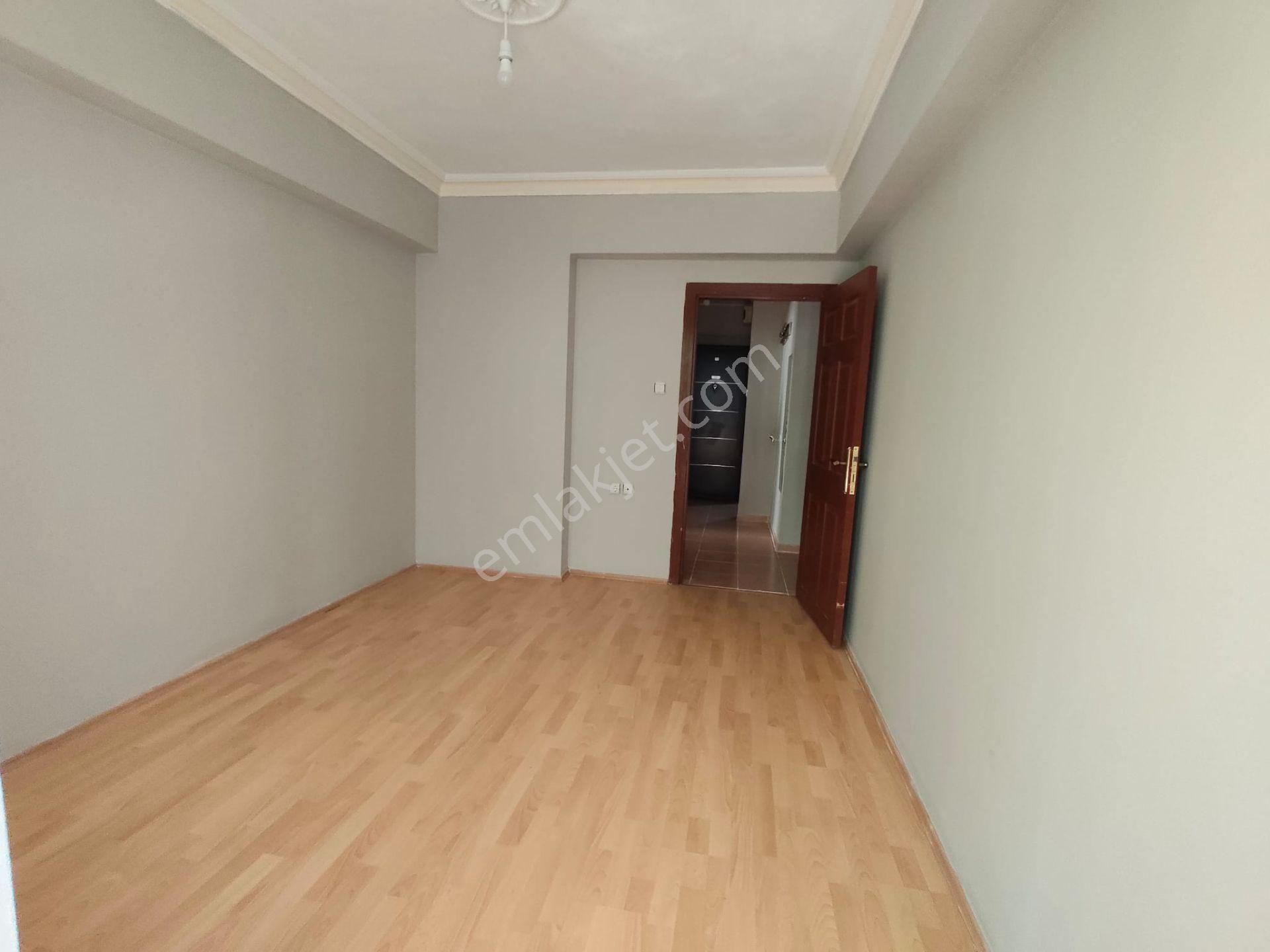 Yılmaz Gayrimenkulden 3+1 Güney Batı Cephe Fırsat Dairesi - Görsel 24
