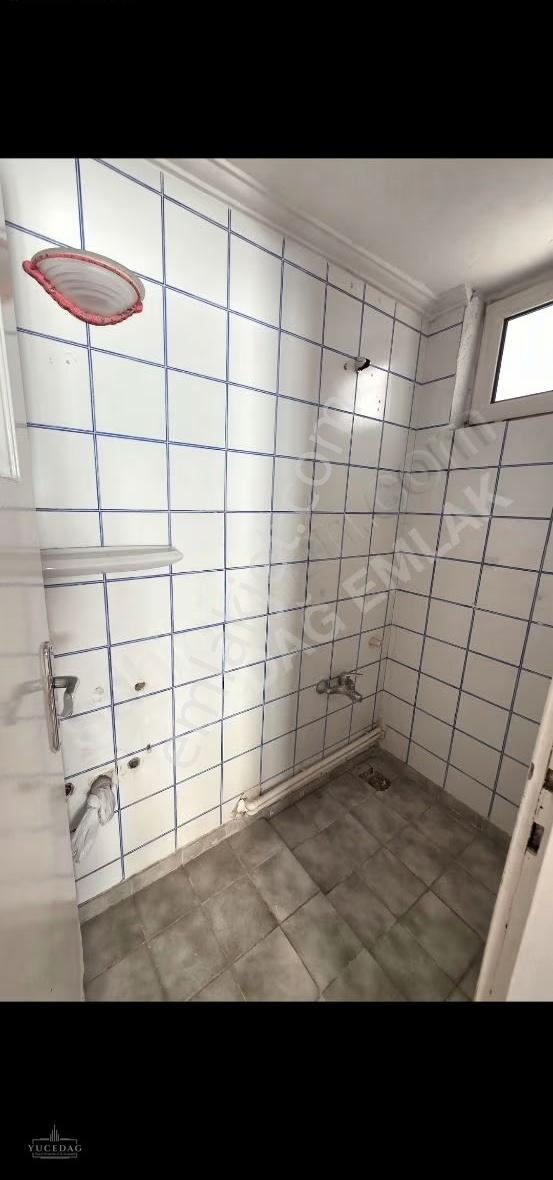 Adliye Civarında Geniş Oturumlu Ofise Uygun Satılık 3+1 Daire! - Görsel 2