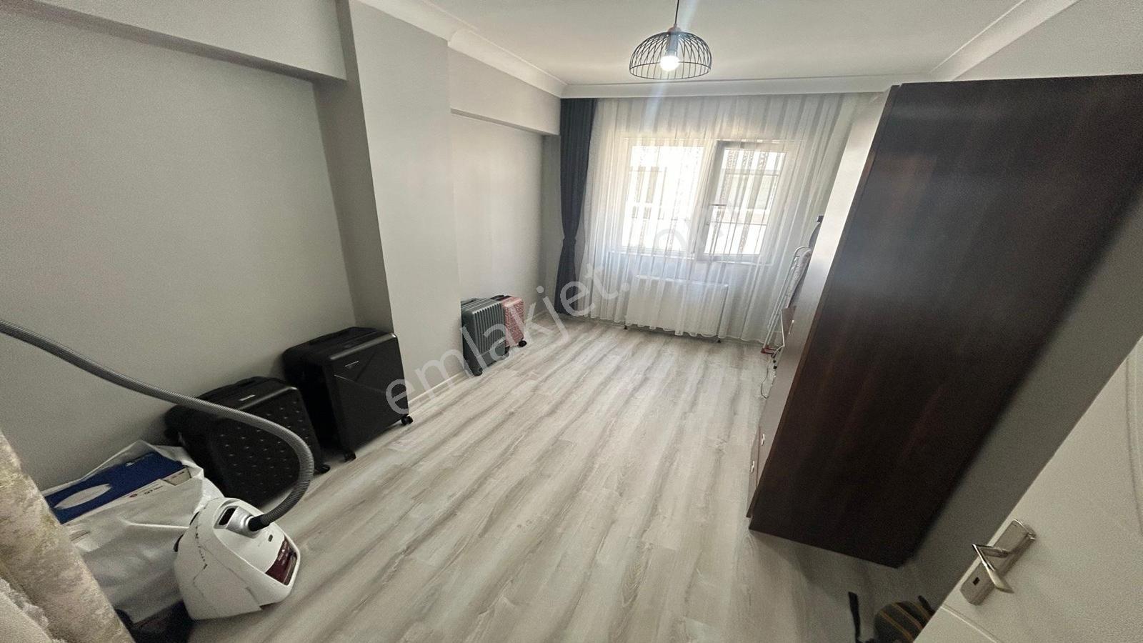 Yenikent Emlak'dan 29 Ekimde Okulların Dibinde 130m2 Geniş Daire - Görsel 42