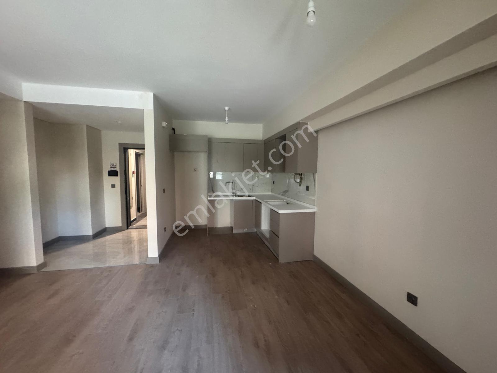 Acil Fetihtepe Emlak Konut Okmeydanında Kiralık 2+1 Daire - Görsel 12