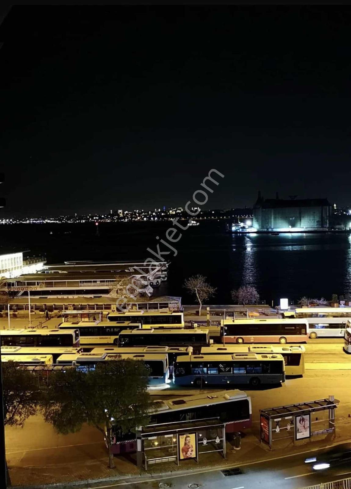 Kadıköy Rıhtımda Deniz Manzaralı Ulaşımlara Yakın Stüdyo Daire - Görsel 31