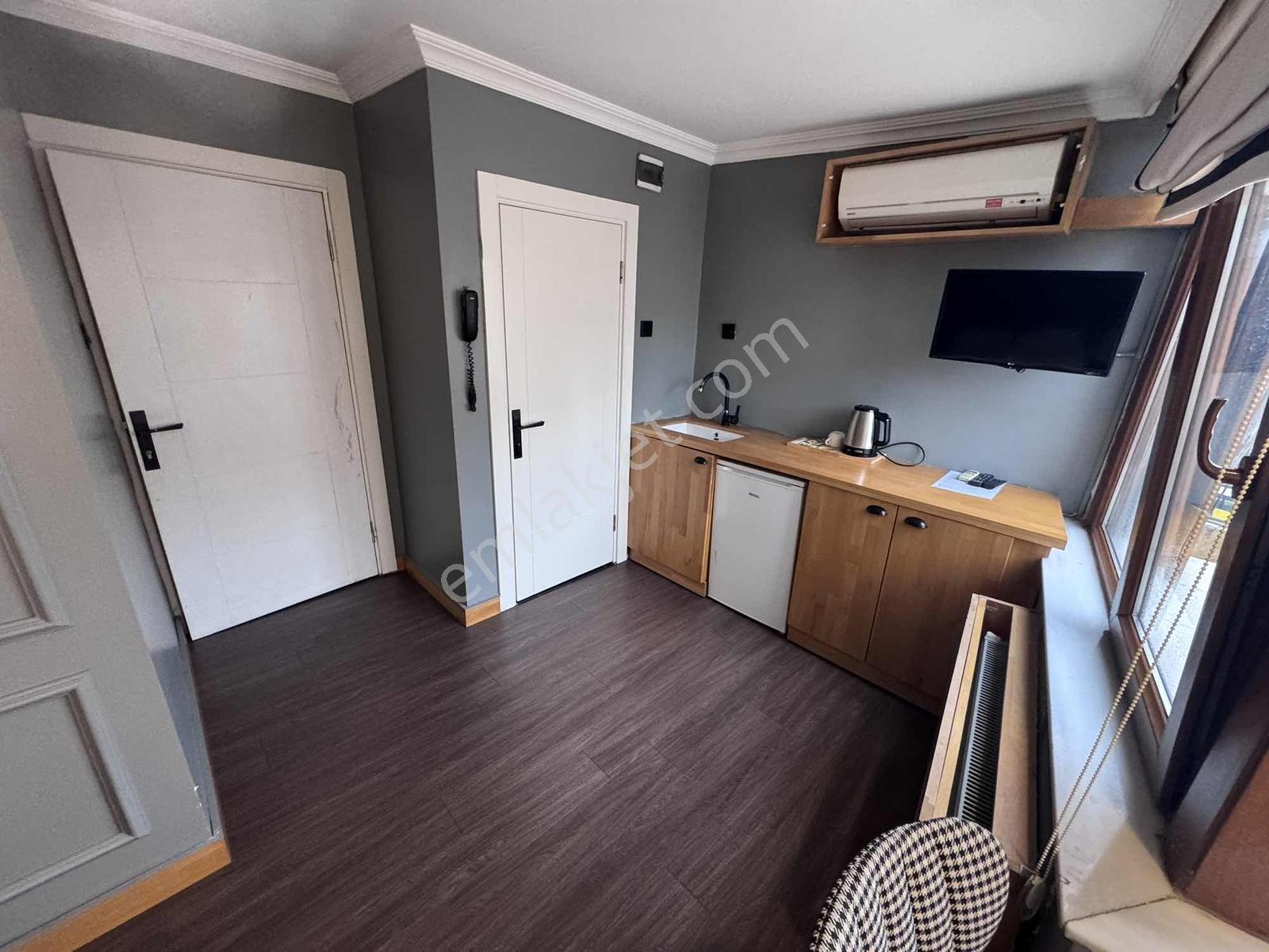 Kadıköy Rıhtımda Deniz Manzaralı Ulaşımlara Yakın Stüdyo Daire - Görsel 33
