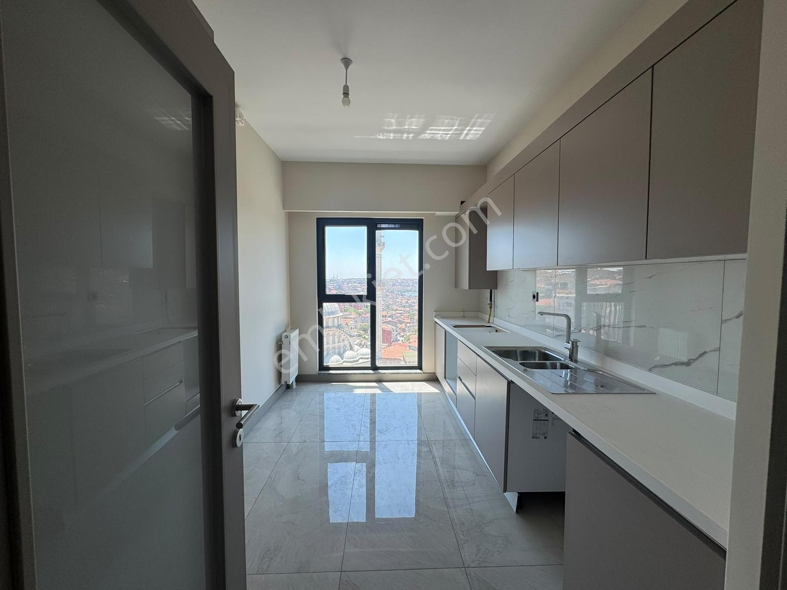Fetihtepe Emlak Konut Okmeydanında Kiralık 2+1 Daire - Görsel 8