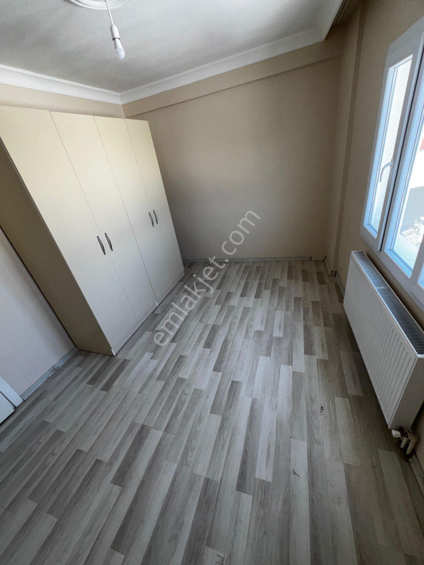 Acil Satılık Turgutlu Selvitepe Mah Muhamediye Cami Karşısında 95 M2 2+1 Doğalgazlı Asansörlü Daire - Görsel 11