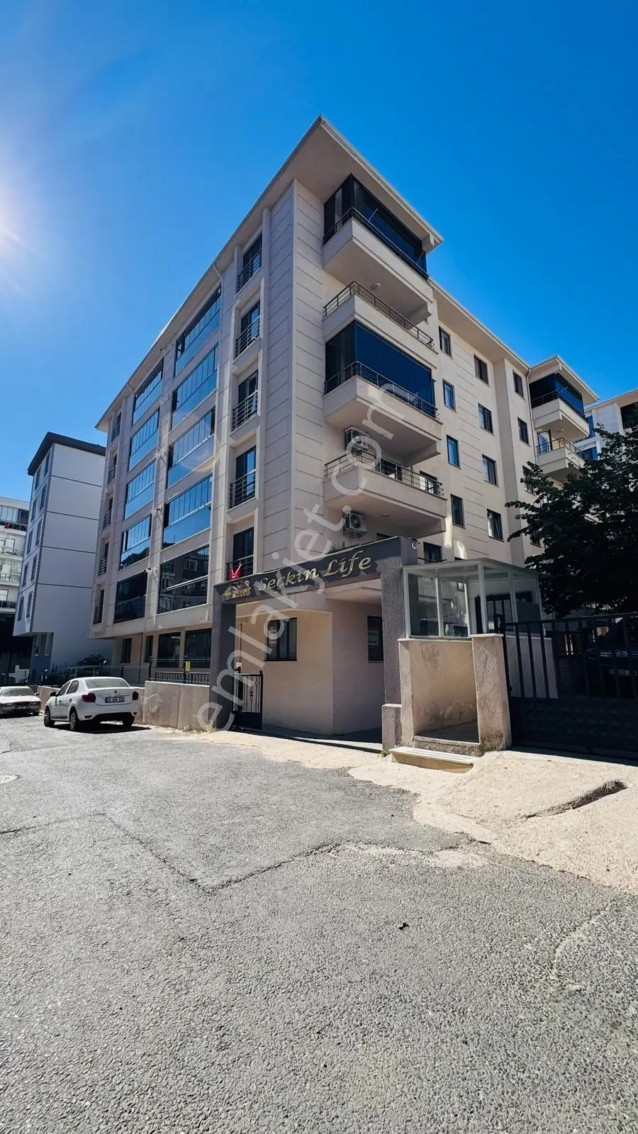 Muhittin Mahallesi Sitede 2+1 90m2 E.banyolu Satılık Sıfır Daire