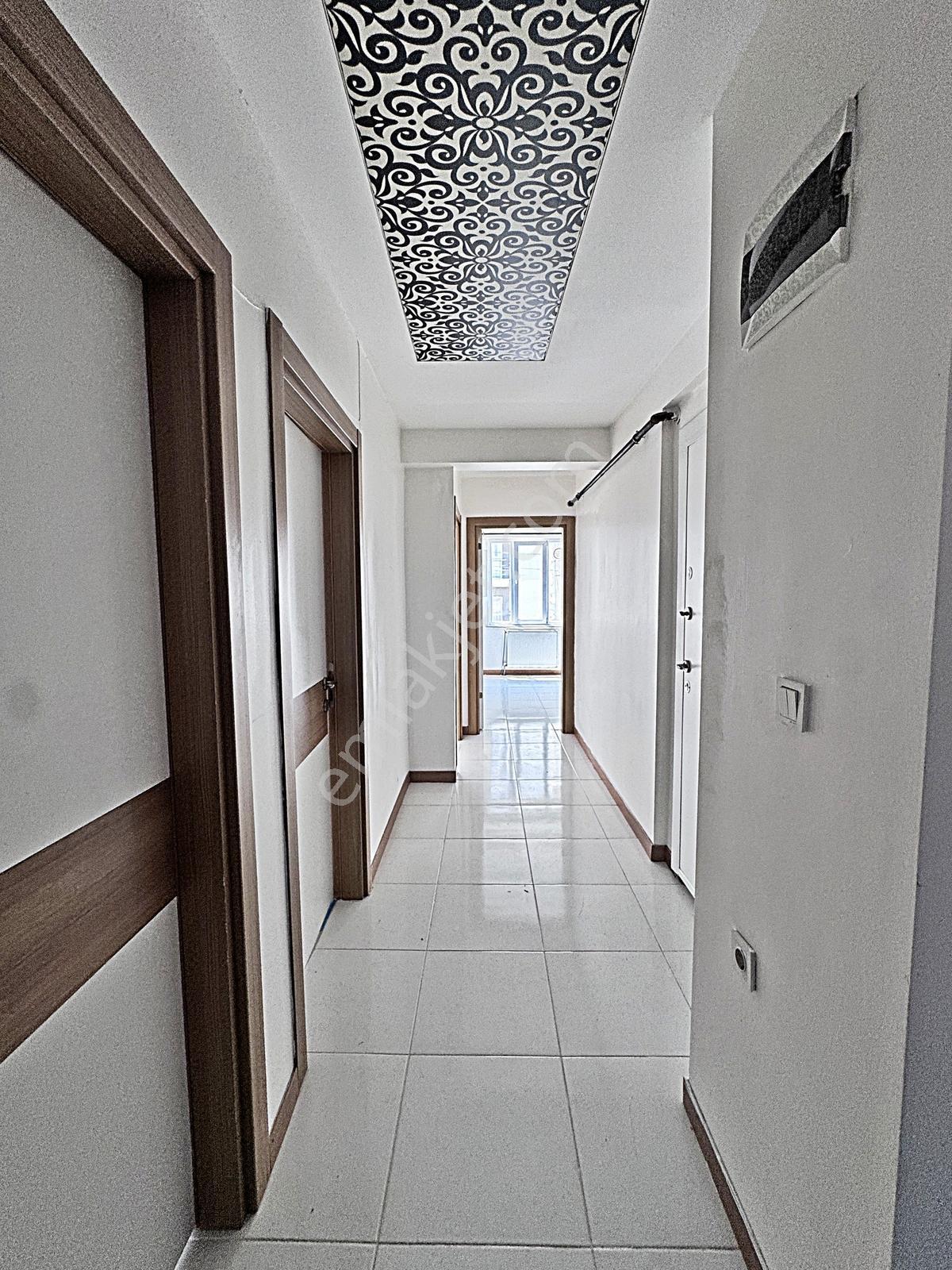 Kızılpınar'da Yatırım & Oturuma Uygun 2+1 Ön Cephe Satılık Daire - Görsel 5