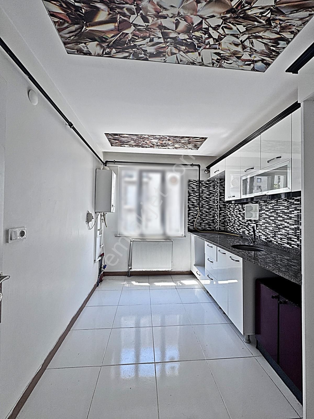 Kızılpınar'da Yatırım & Oturuma Uygun 2+1 Ön Cephe Satılık Daire - Görsel 14