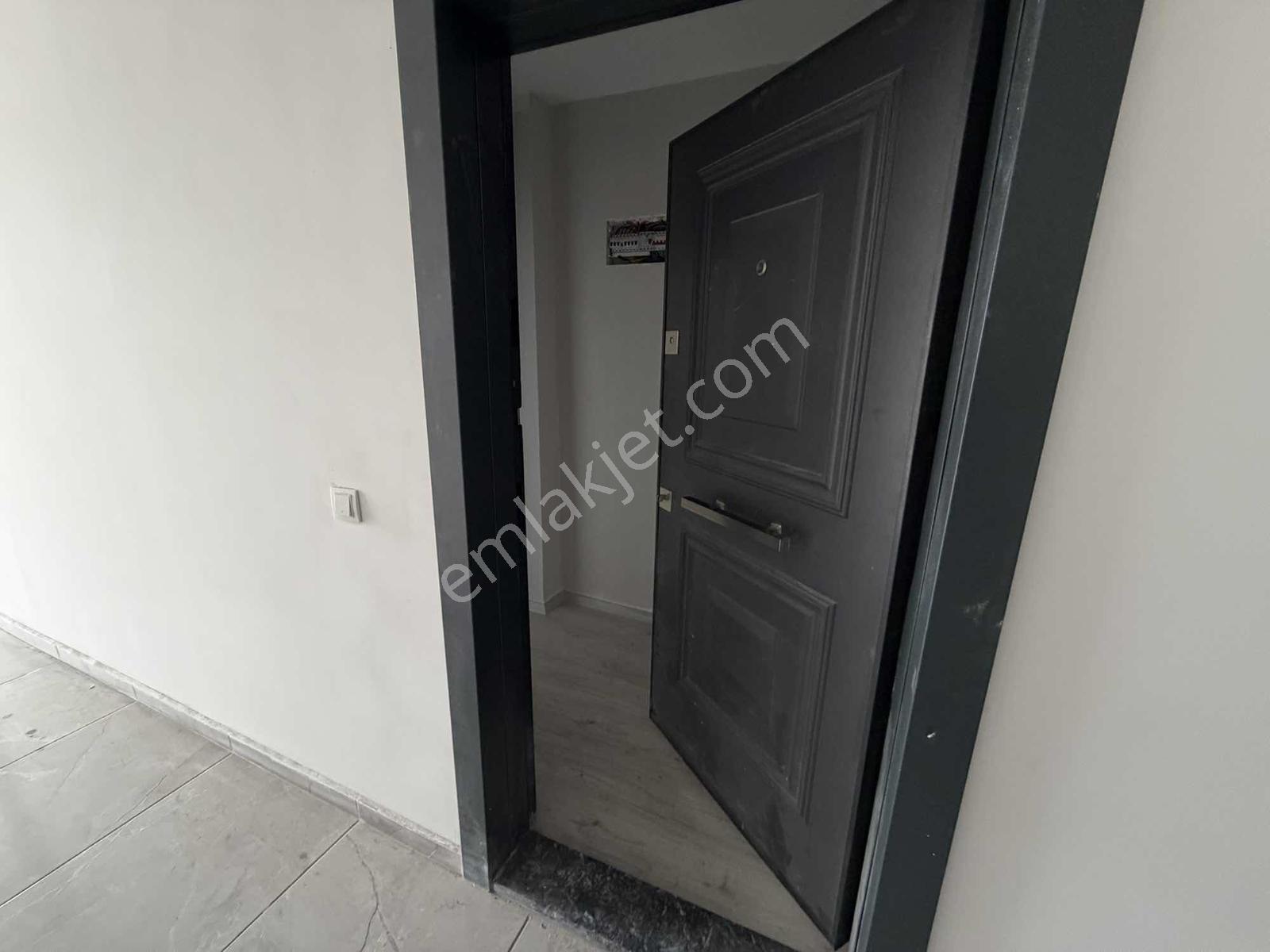 Tramvaya Ve Anayola Yakın Satılık Yatırımlık Sıfır 1+1 Daire - Görsel 3