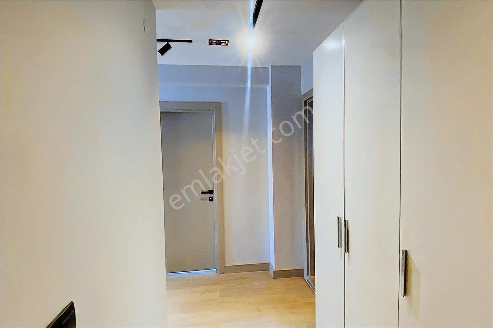 Foçaköy'de 500 M2 Arsa'da 4+1 Deniz Manzaralı Havuzlu Villa - Görsel 12
