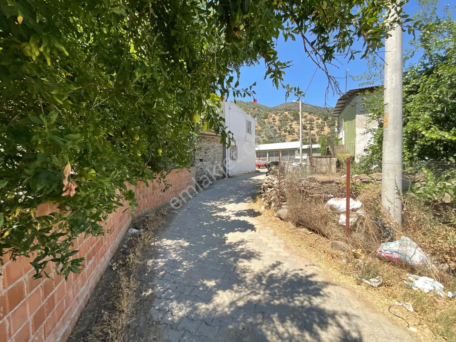 Aydın Çine Bahçearası’nda Köşe Başında, %40 İmarlı 223 M² Satılık Arsa - Görsel 2
