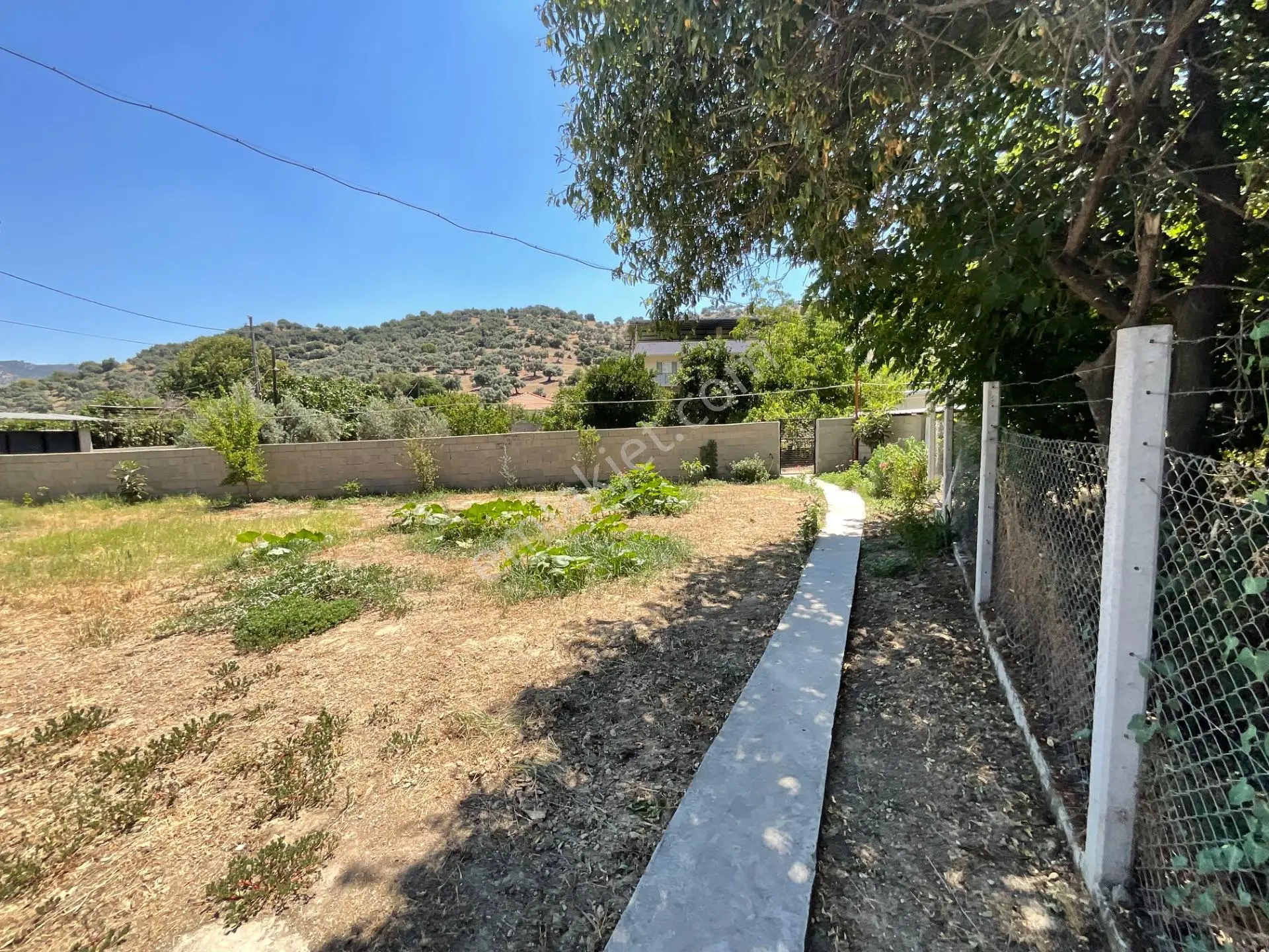 Aydın Çine Bahçearası’nda Köşe Başında, %40 İmarlı 223 M² Satılık Arsa - Görsel 4