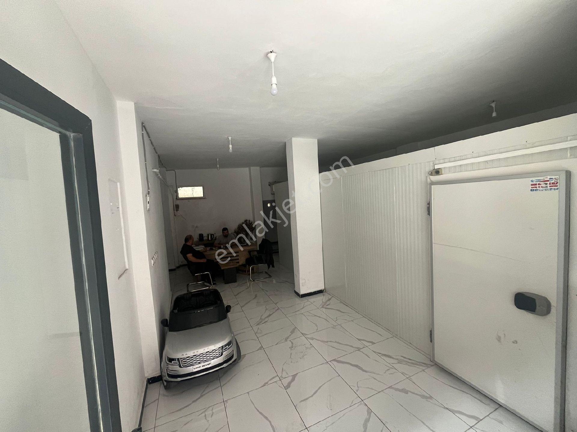 Rise Emlâk Tan Satılık Düz Giriş Depolu Dükkan 180 M2 - Görsel 9