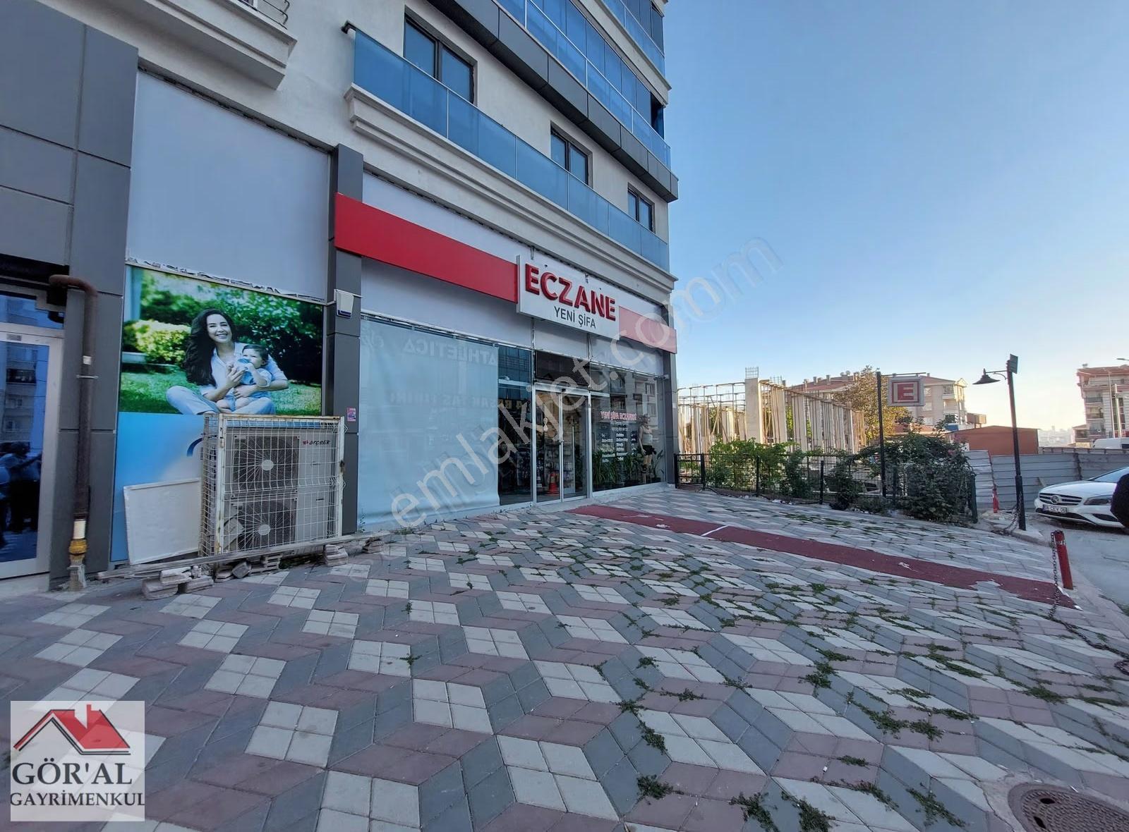 Eczane Kiracılı 300m² 3 Katlı Mağaza (%16) Hissesi Satılık