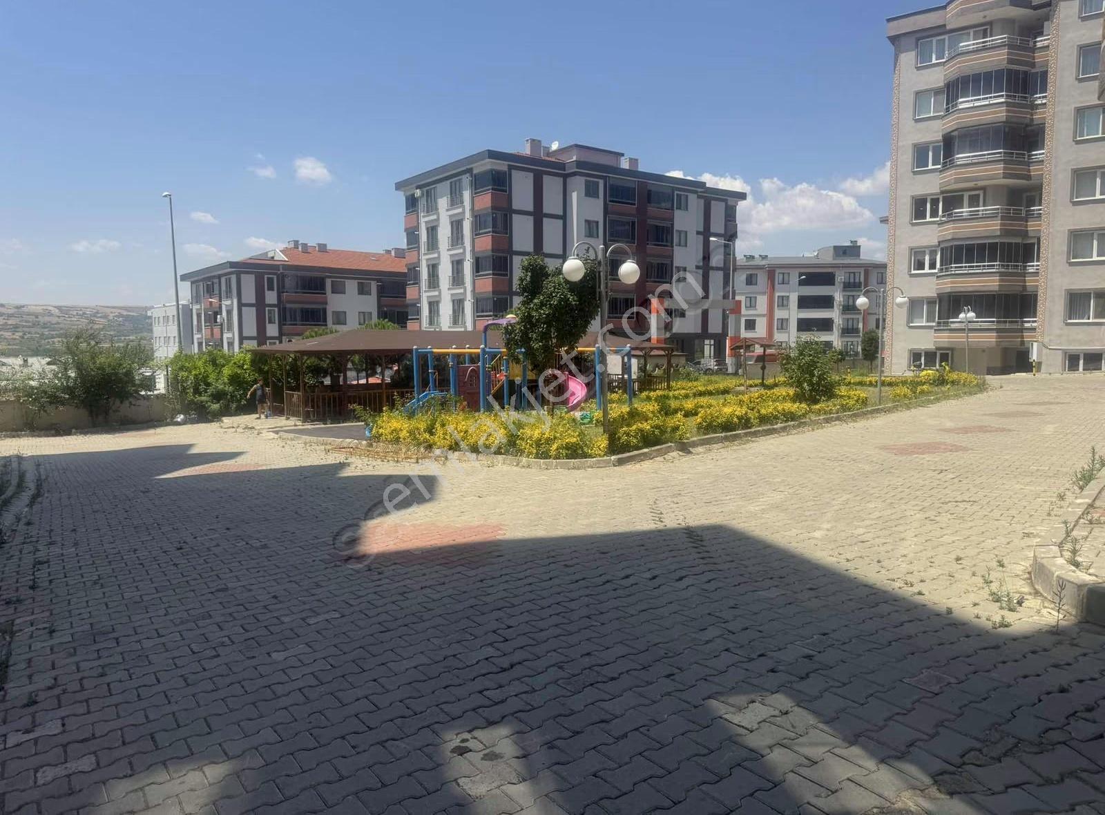 Tema Emlaktan 100.yıl Mah Siteiçi Ferah Arakat Satılık 3+1 Daire - Görsel 27
