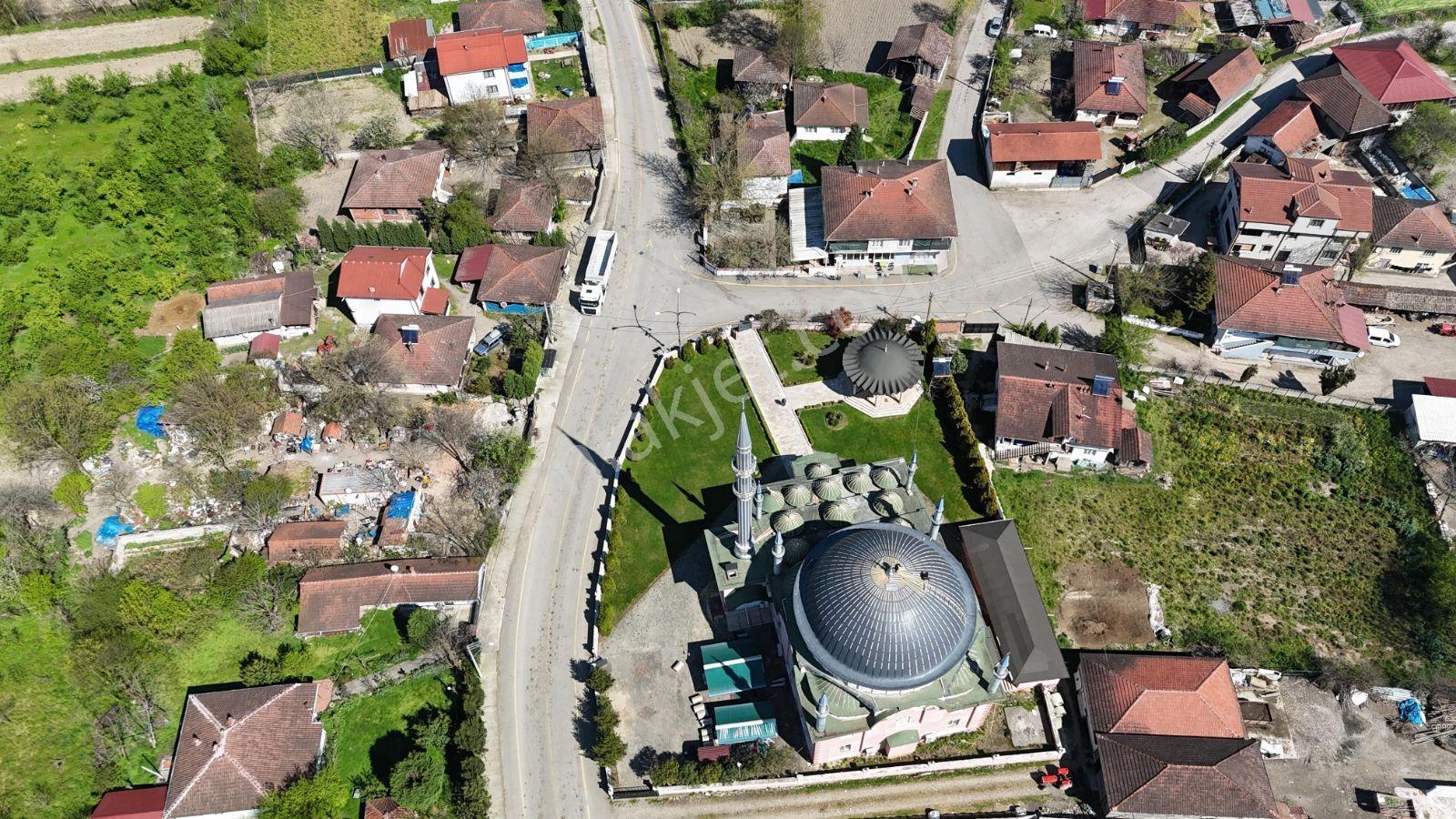 Akermax Gayrimenkulden Satılık Köy Merkezinde Konut İmarlı Arsa - Görsel 3