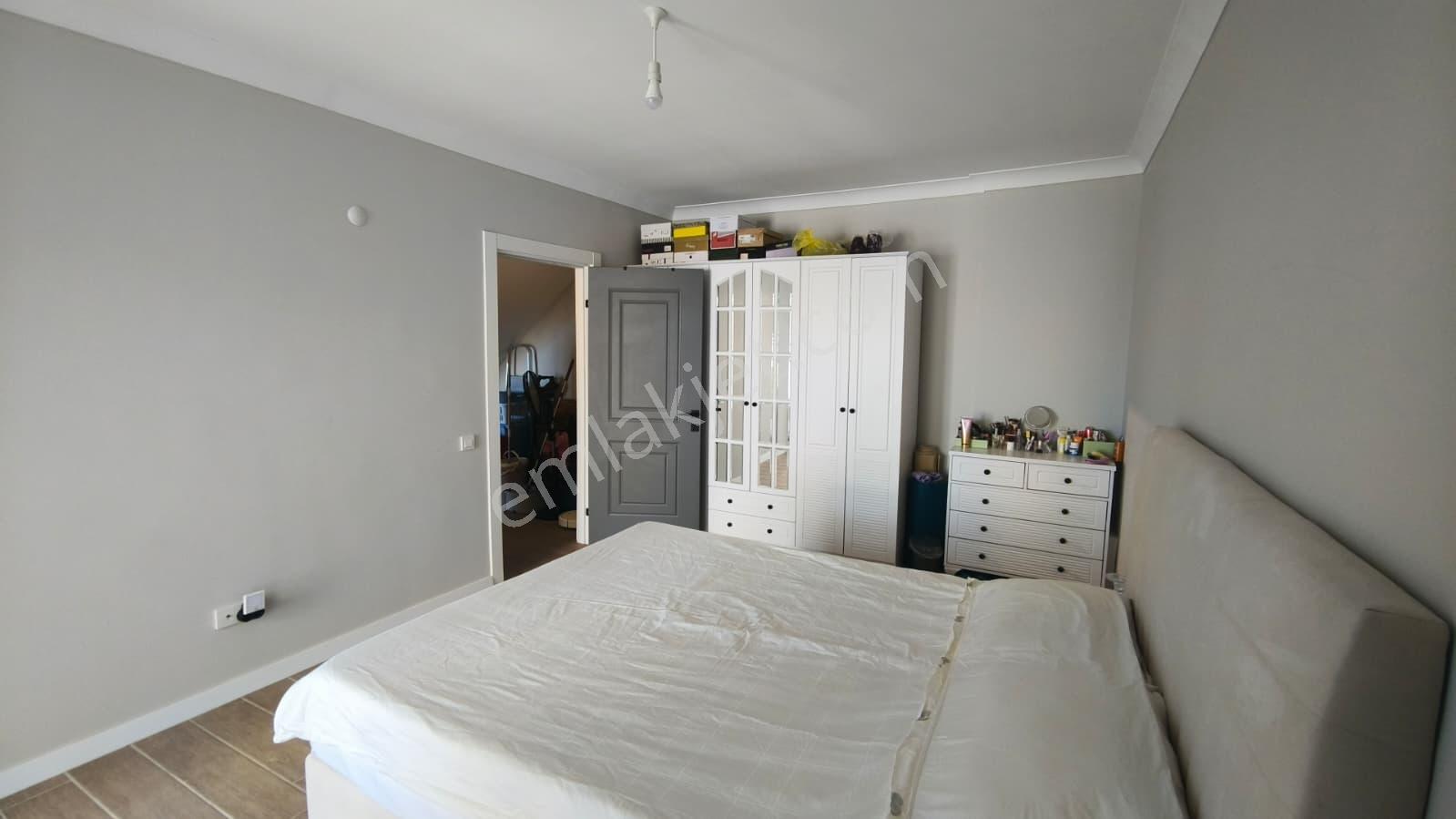 Rw Nefes'ten Eşyalı,deniz Manzaralı, Teraslı Satılık Lüks Villa - Görsel 21