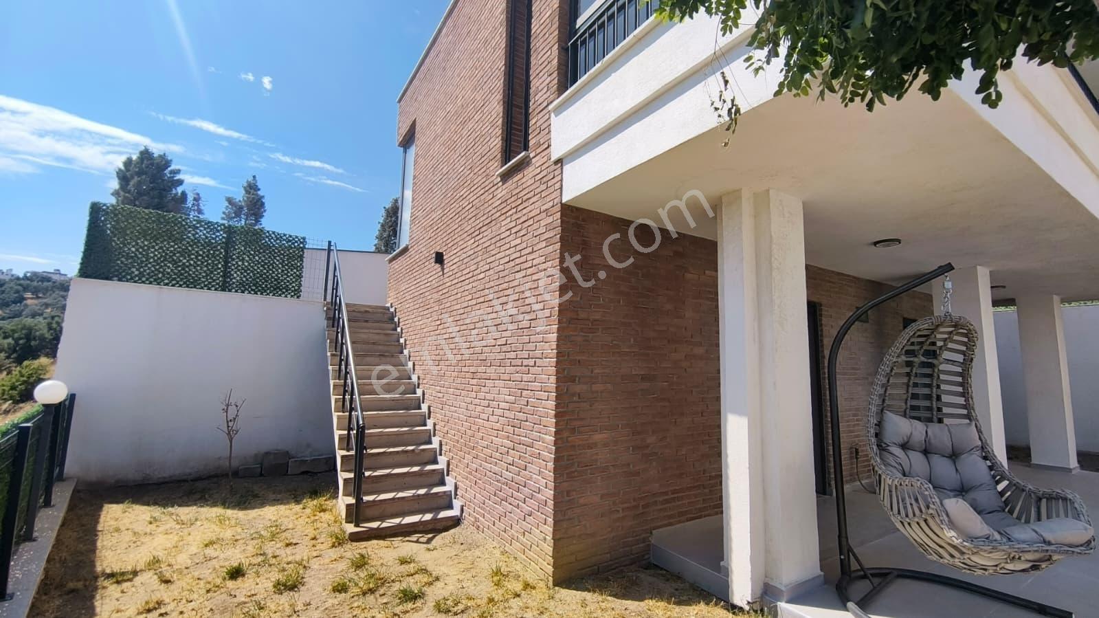 Rw Nefes'ten Eşyalı,deniz Manzaralı, Teraslı Satılık Lüks Villa - Görsel 11