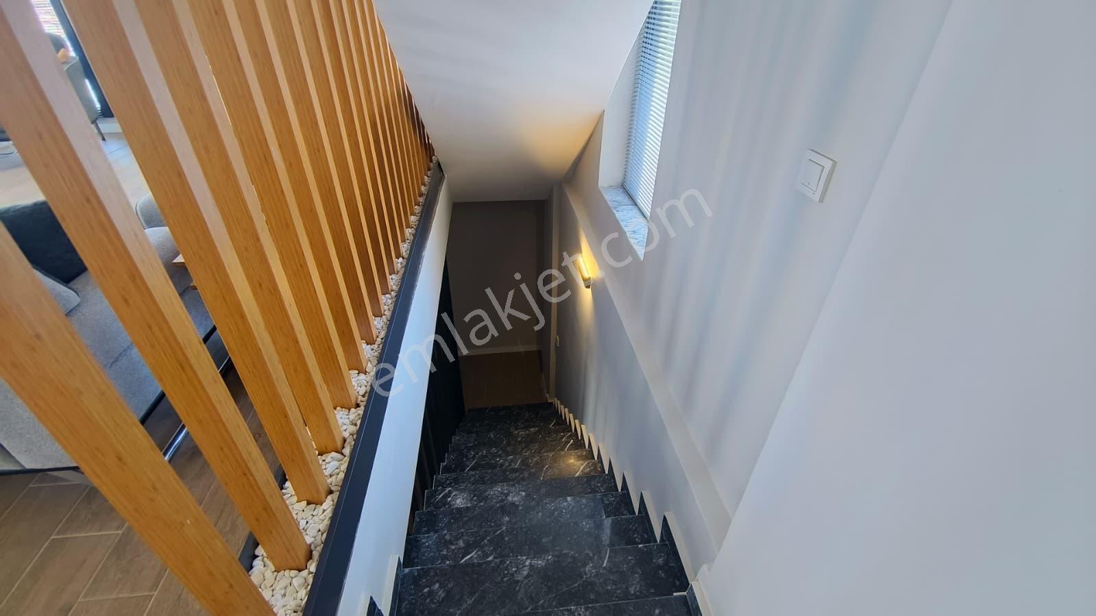 Rw Nefes'ten Eşyalı,deniz Manzaralı, Teraslı Satılık Lüks Villa - Görsel 25