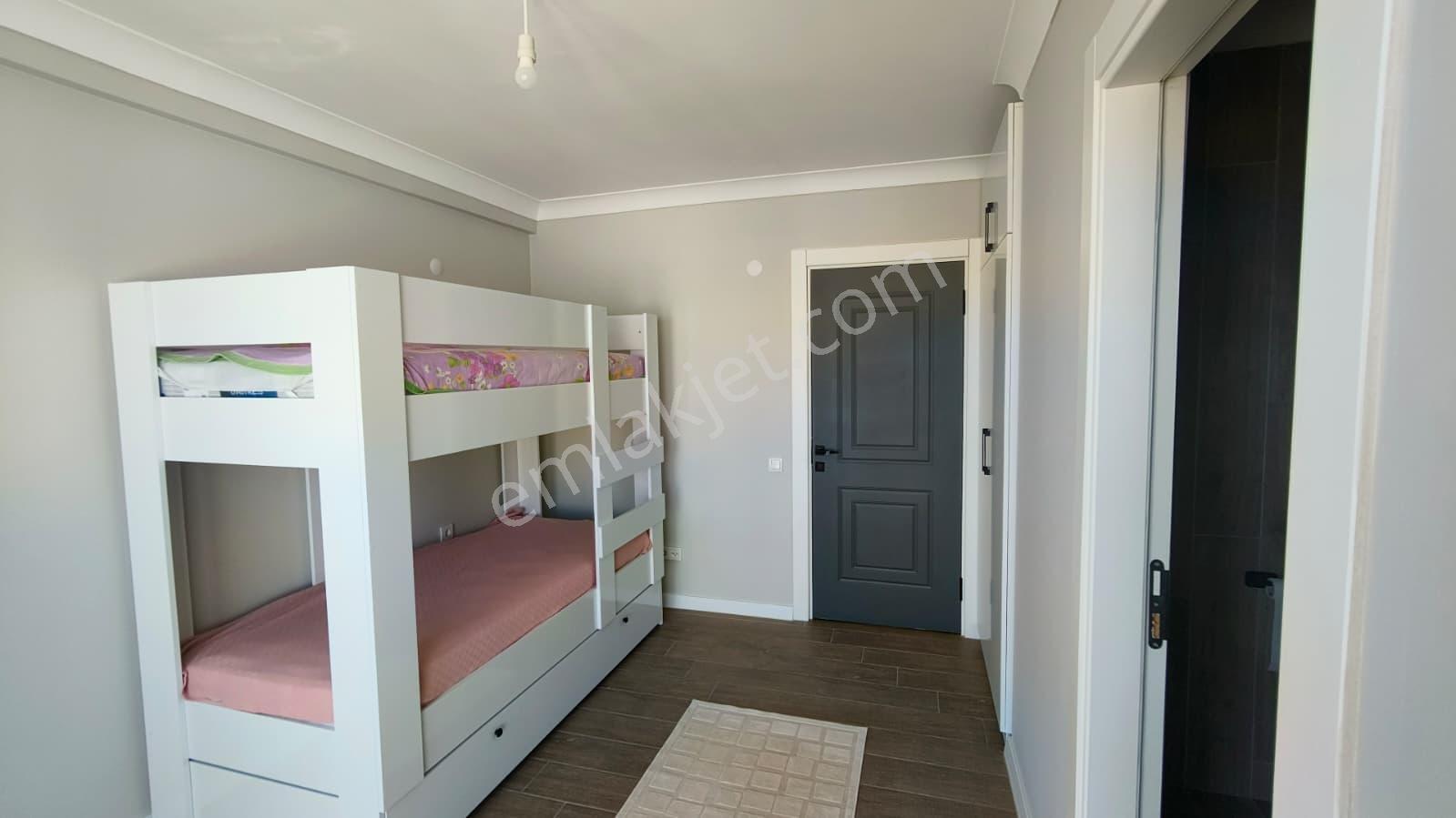 Rw Nefes'ten Eşyalı,deniz Manzaralı, Teraslı Satılık Lüks Villa - Görsel 26