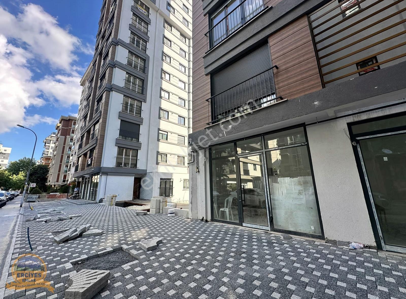 Erciyes'den Göztepe'de Yeni Binada 2+1 Kombili 95 M² Ara Kat - Görsel 5