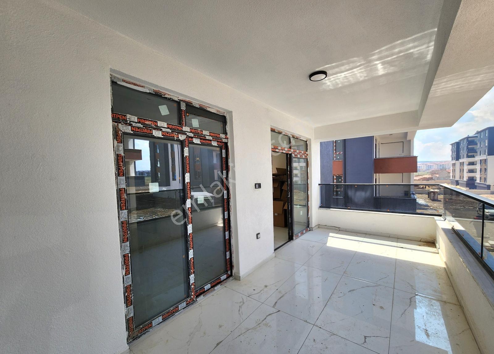 Özbey'den | Havuzlu Lüks Site | Geniş Balkon | Ferah | 2+1 |