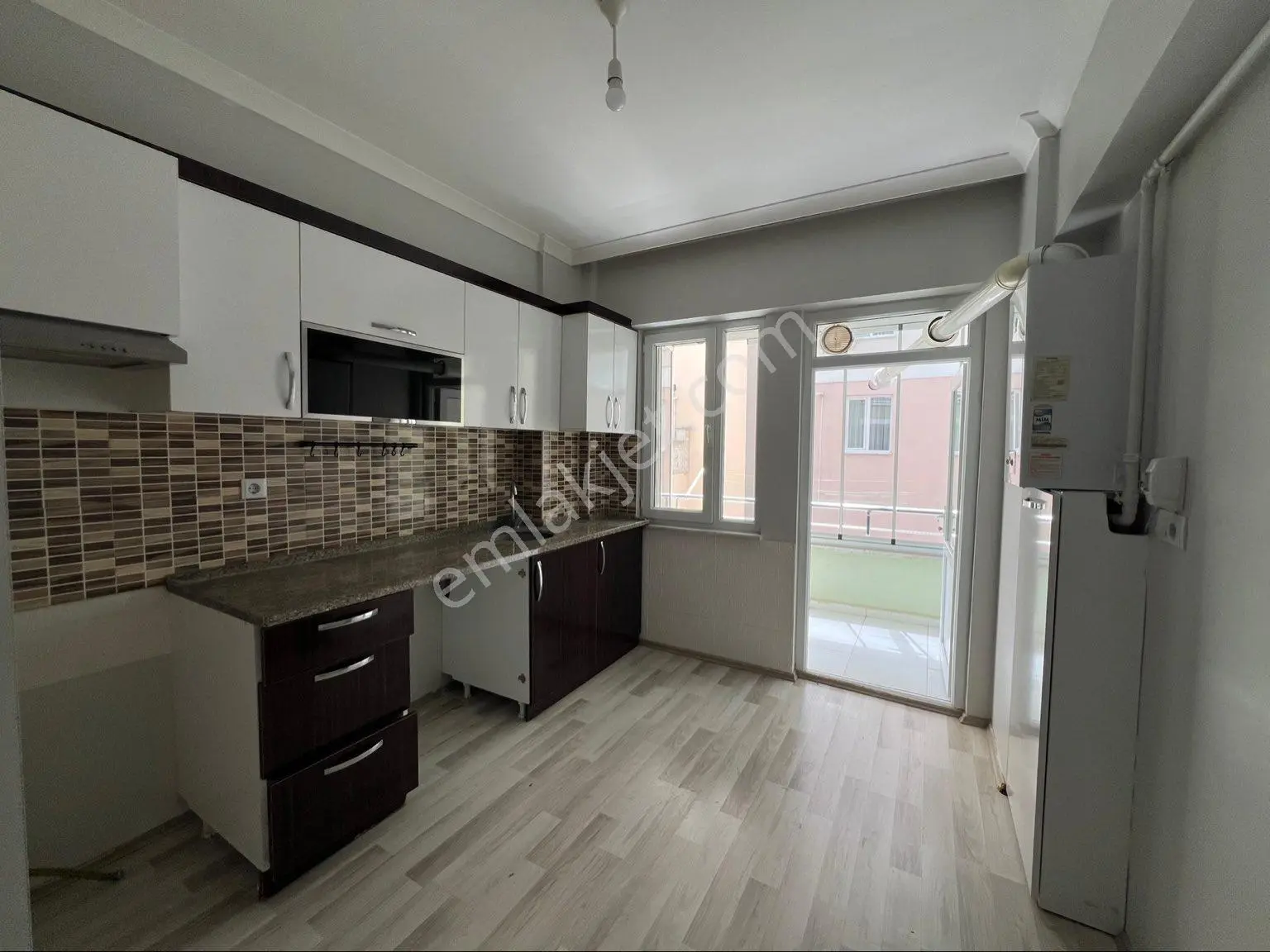 Buharaevler Opet Benzinliği Arkasında Kiralık 2+1 Arakat Daire - Görsel 2