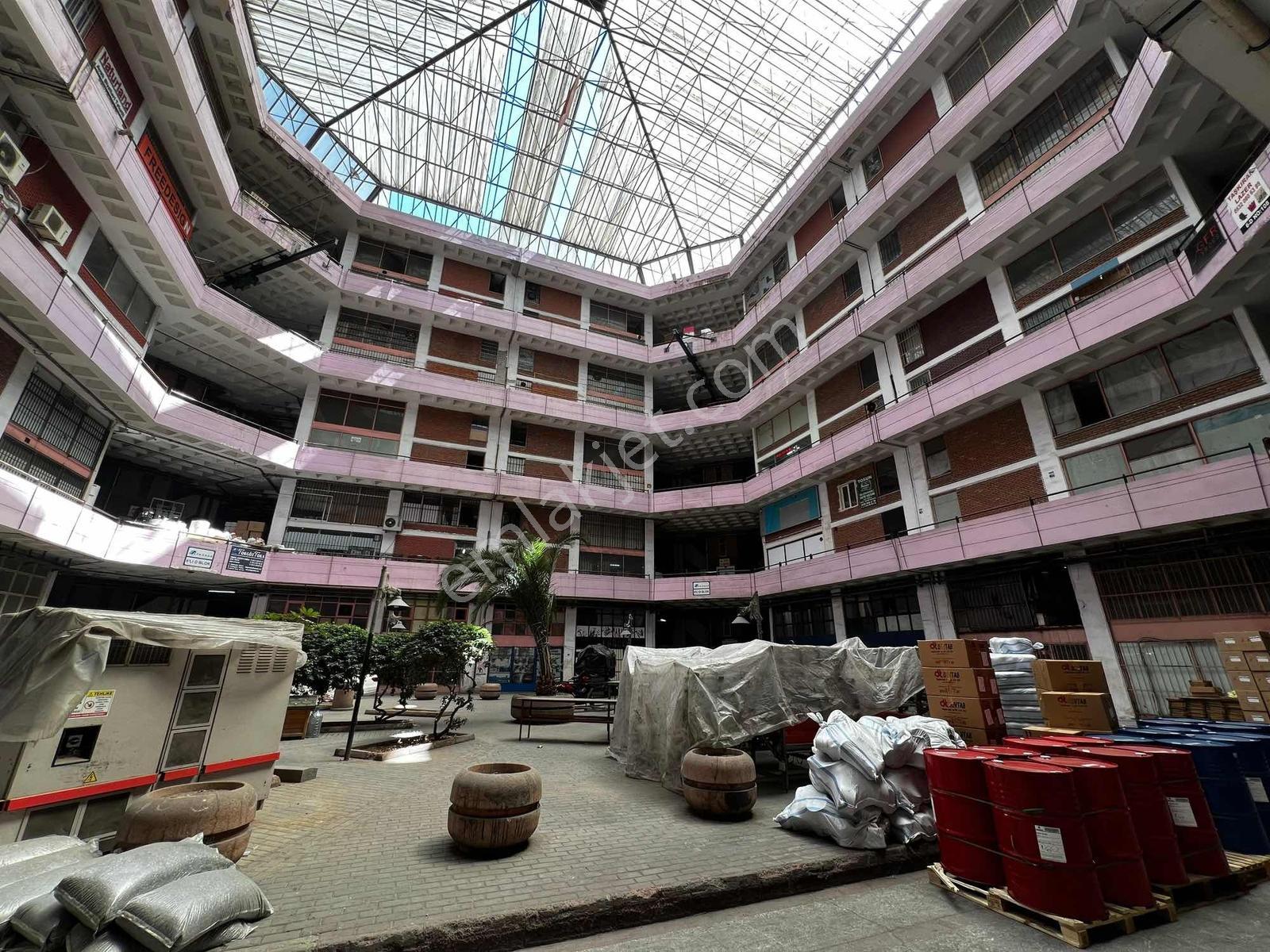 Aykosan Sanayi Sitesinde Toplam 1200m2 Satılık Dükkan - Görsel 23