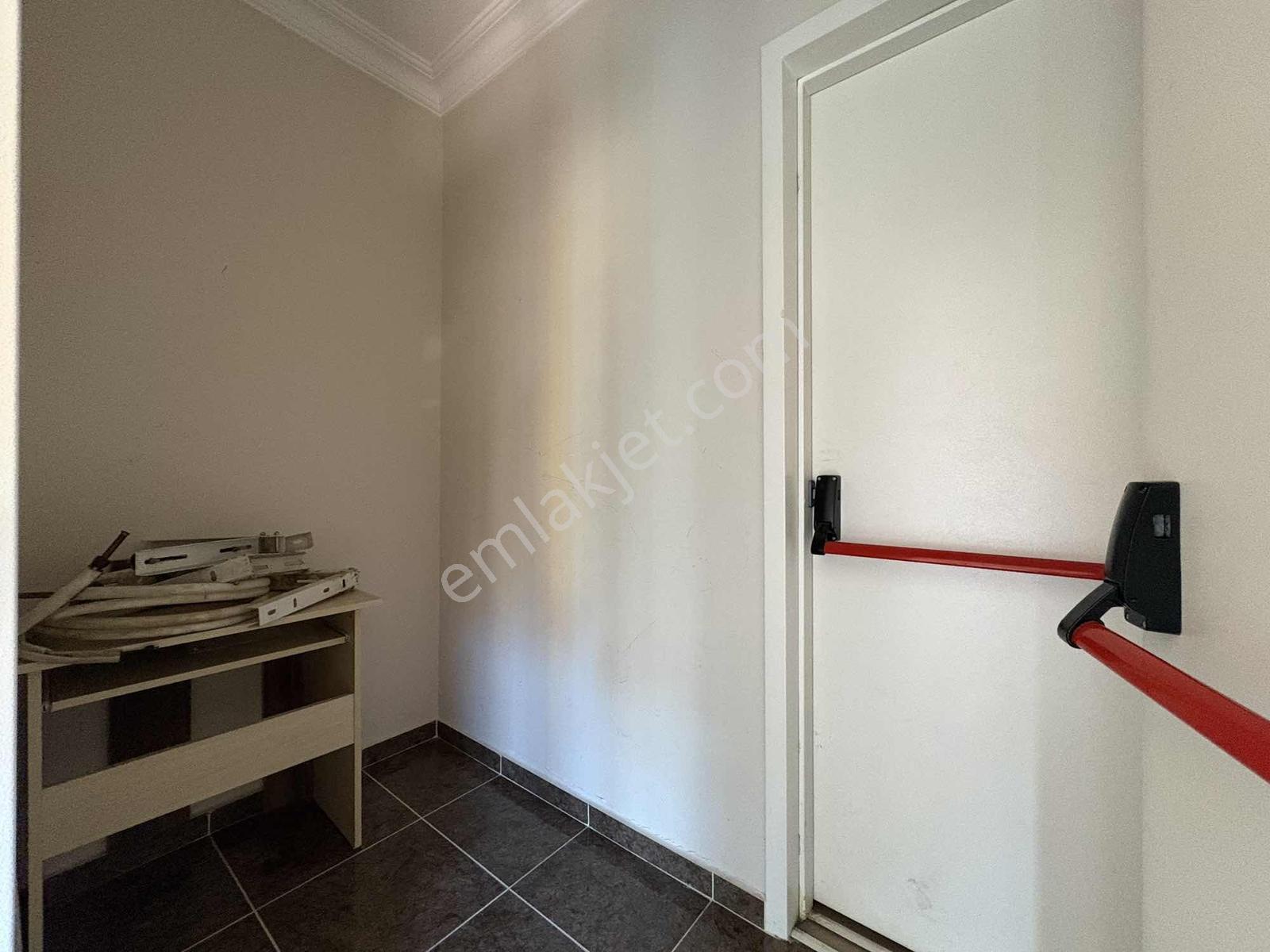 Oben'den Bostancıda Marmaray Sahil Metroya Yakın 3+1 85 M² Net - Görsel 15