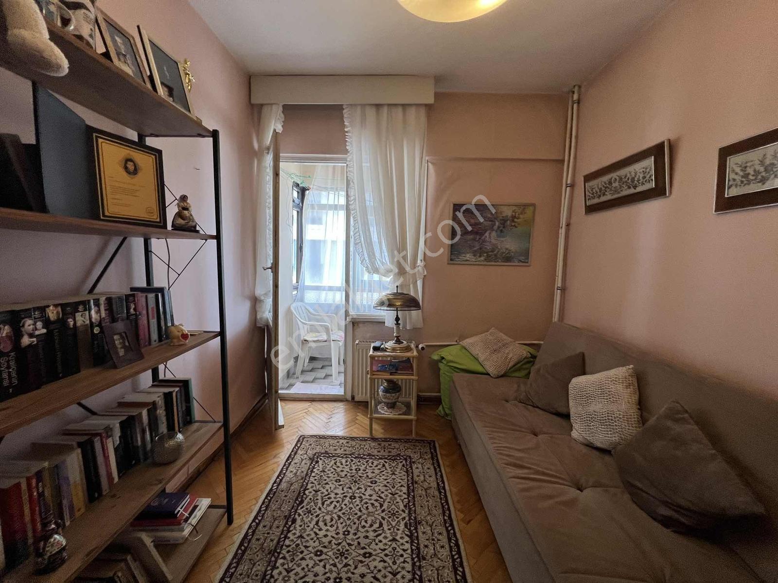 Oben'den Deniz Manzaralı Caddeye Ve Marmaraya Yakın 3+1 110m²net - Görsel 23