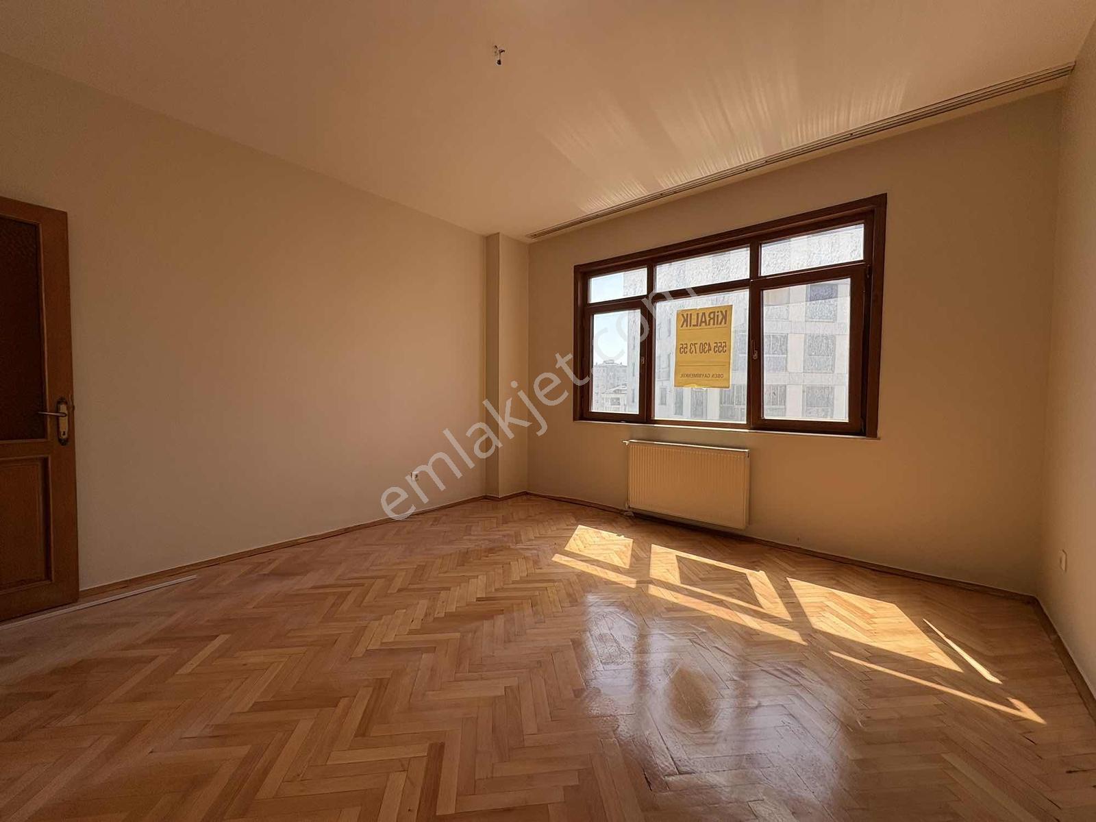 Obenden Marmaray Sahile 6 Dk. Yürüme Mesafesinde 4+1 135 M² Net - Görsel 22