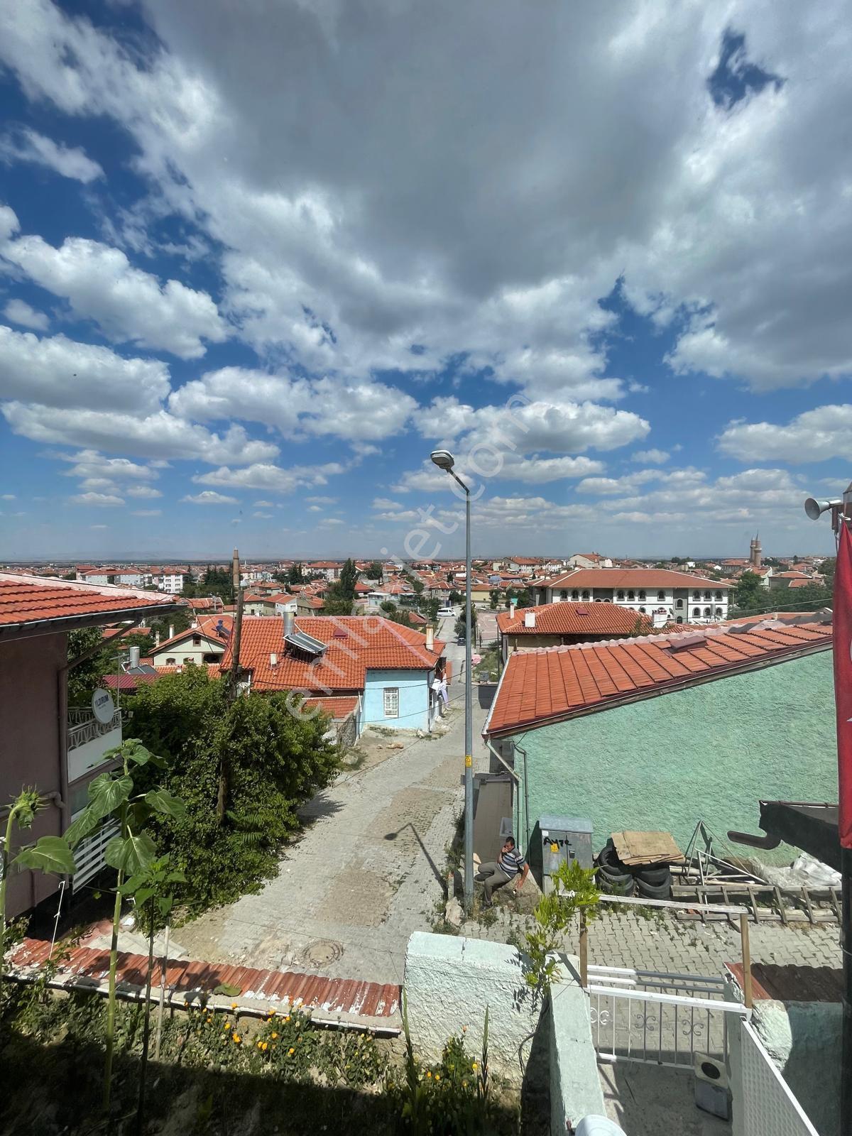 Uca'dan Akşehir Manzaralı Satılık Müstakil Ev.!! - Görsel 5
