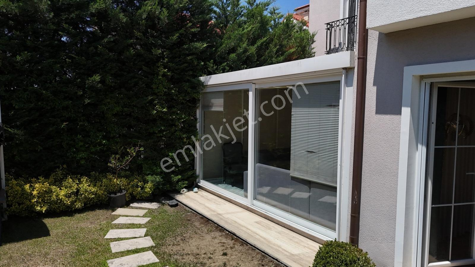 Arnavutköy Neo Gölpark İstanbul Kiralık 5+1 Havuzlu Villa - Görsel 12