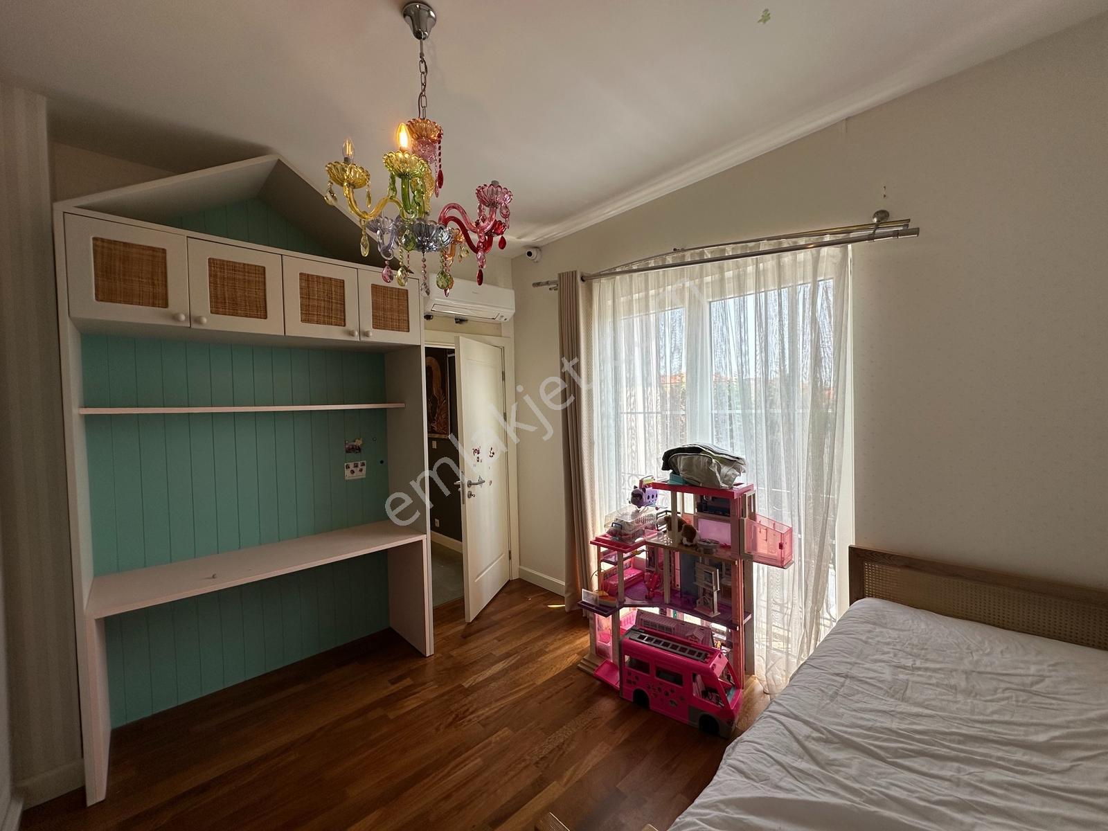 Arnavutköy Neo Gölpark İstanbul Kiralık 5+1 Havuzlu Villa - Görsel 32