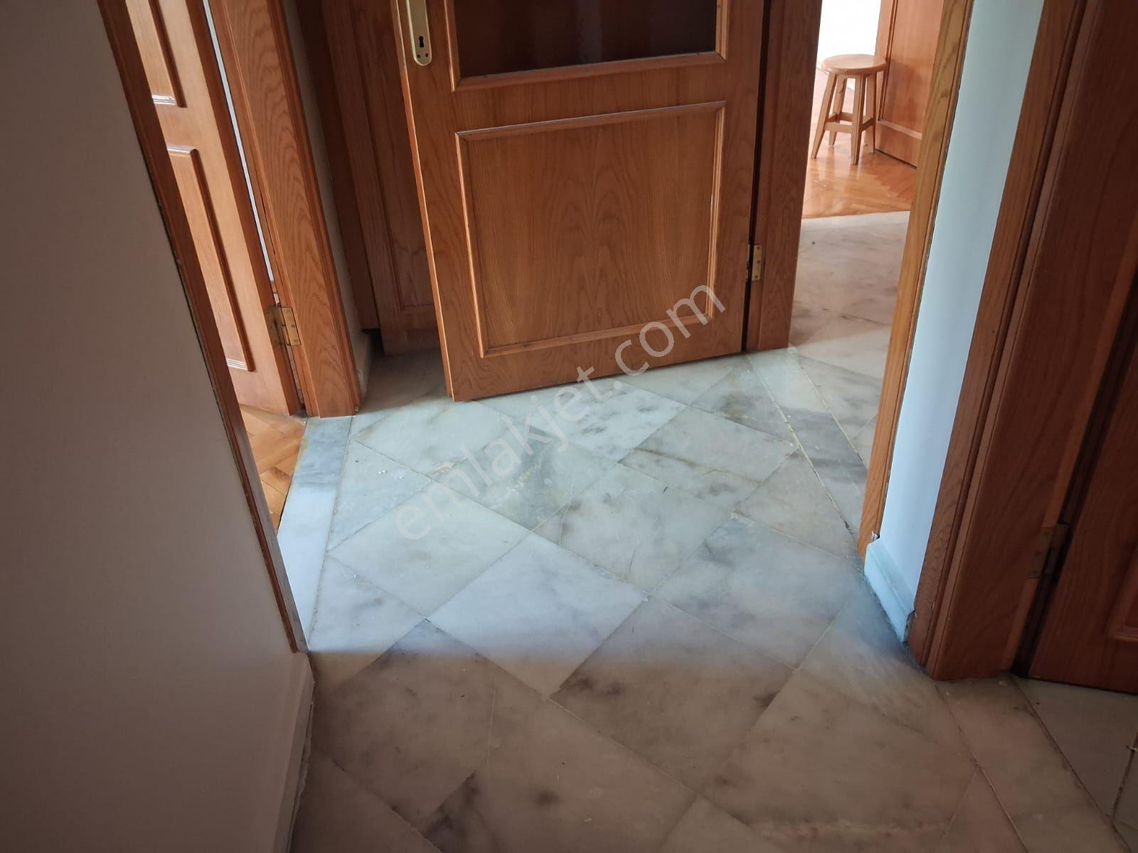 Hızırbey Çemenzar Caddede 125 M2 Net Masrafsız - Görsel 9