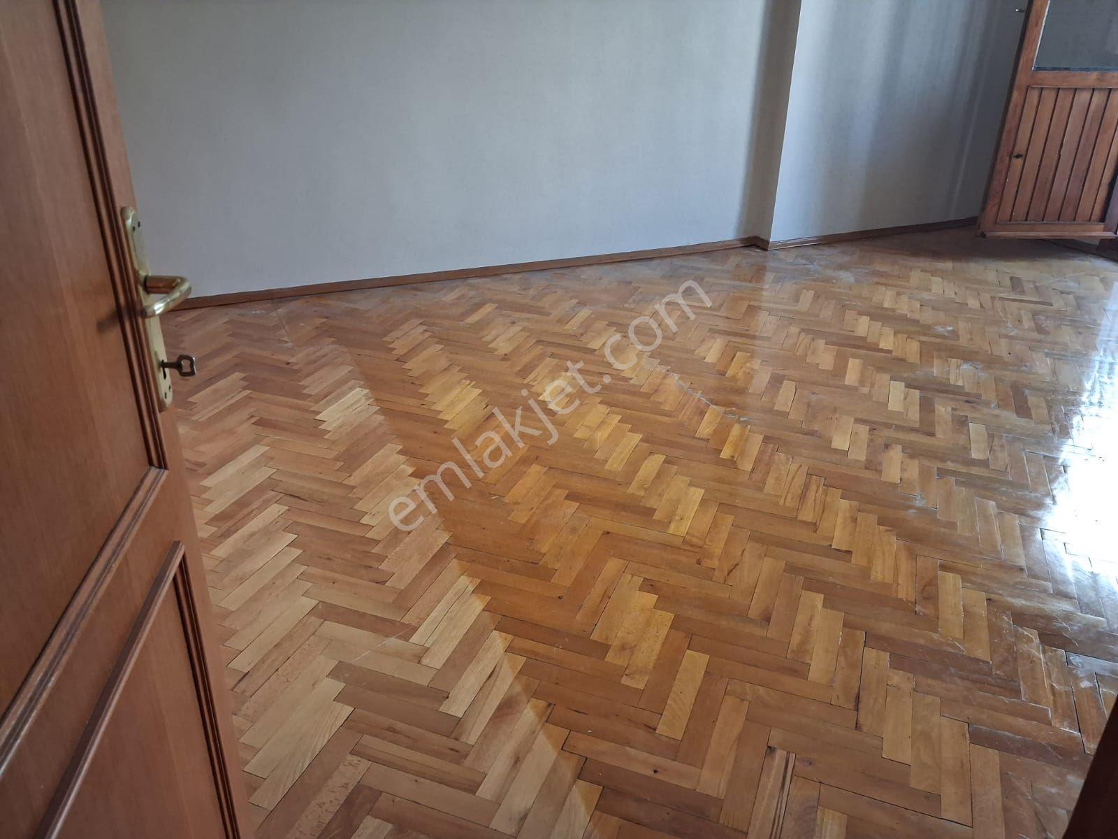 Hızırbey Çemenzar Caddede 125 M2 Net Masrafsız - Görsel 7