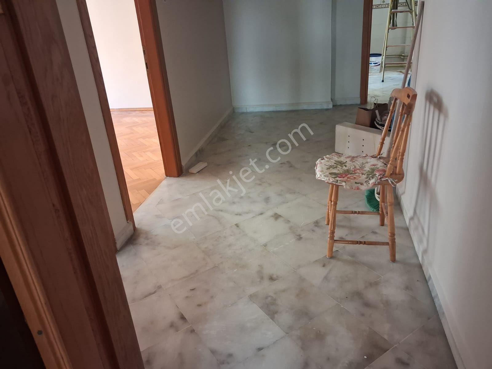 Hızırbey Çemenzar Caddede 125 M2 Net Masrafsız - Görsel 10