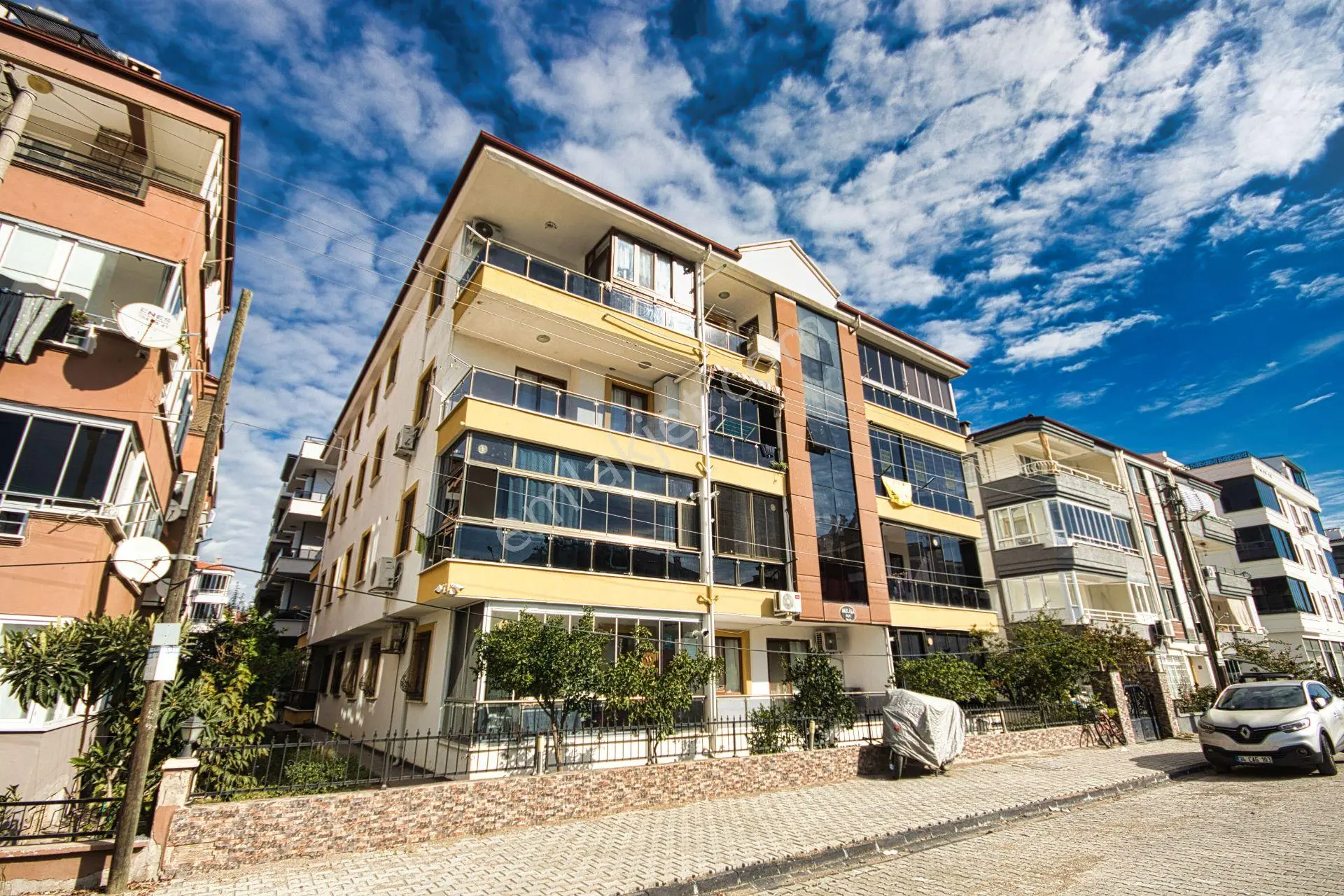 Aktif'ten Akçay'da Satılık Ön Cephe Genç Binada Asansörlü Ferah 2+1 Daire - Görsel 16