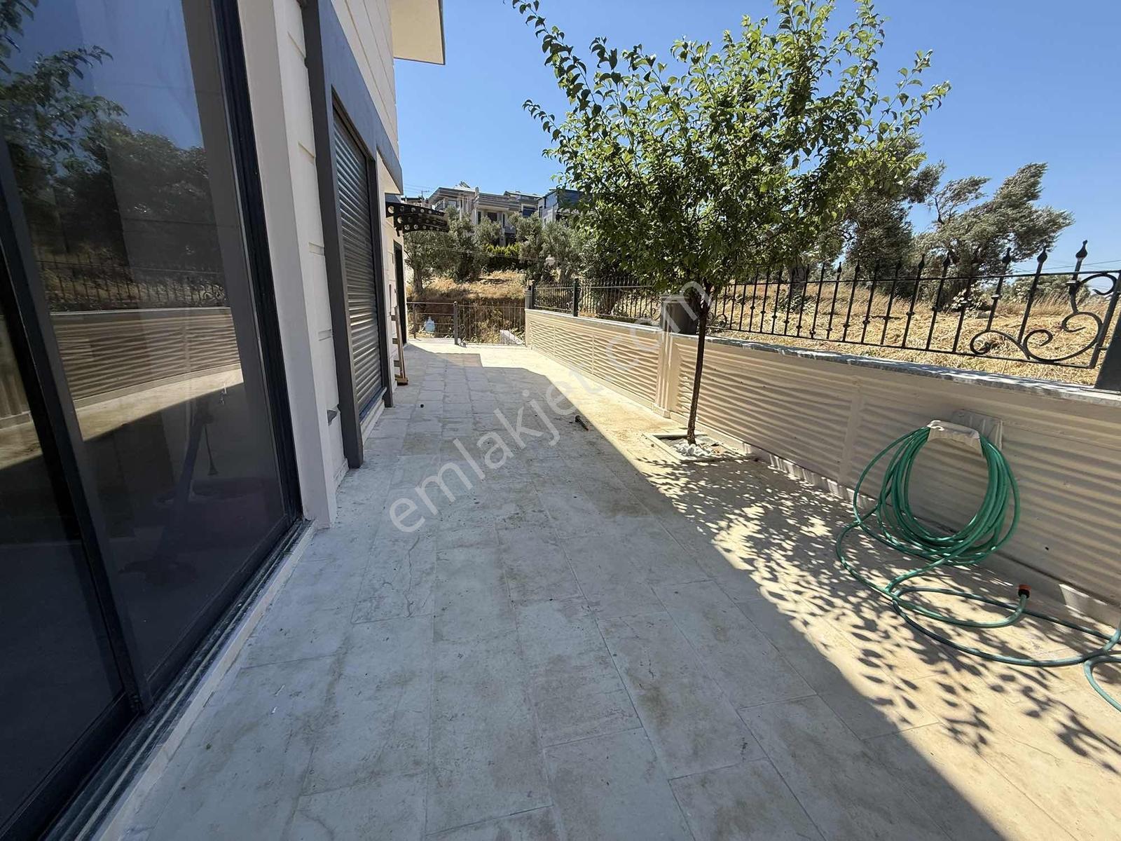 Pelitköy Sahilin De Plaja 150 Metre Forleks Villa - Görsel 5