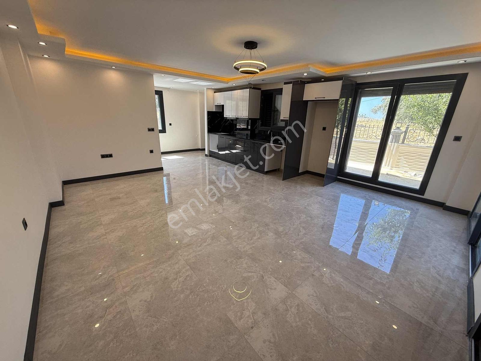 Pelitköy Sahilin De Plaja 150 Metre Forleks Villa - Görsel 10